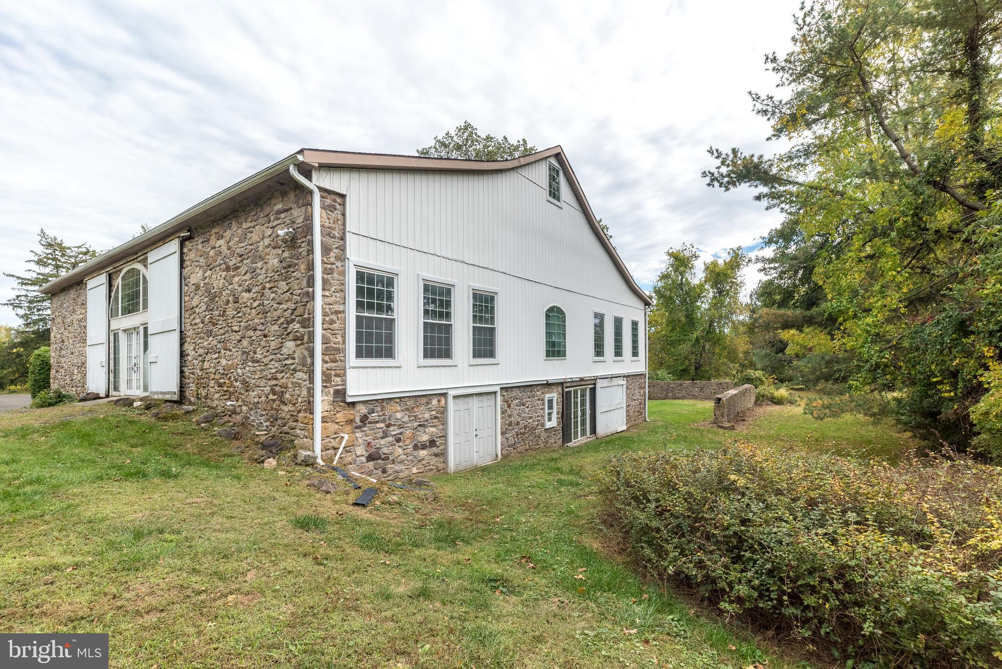 MAPLE GLEN - Residential