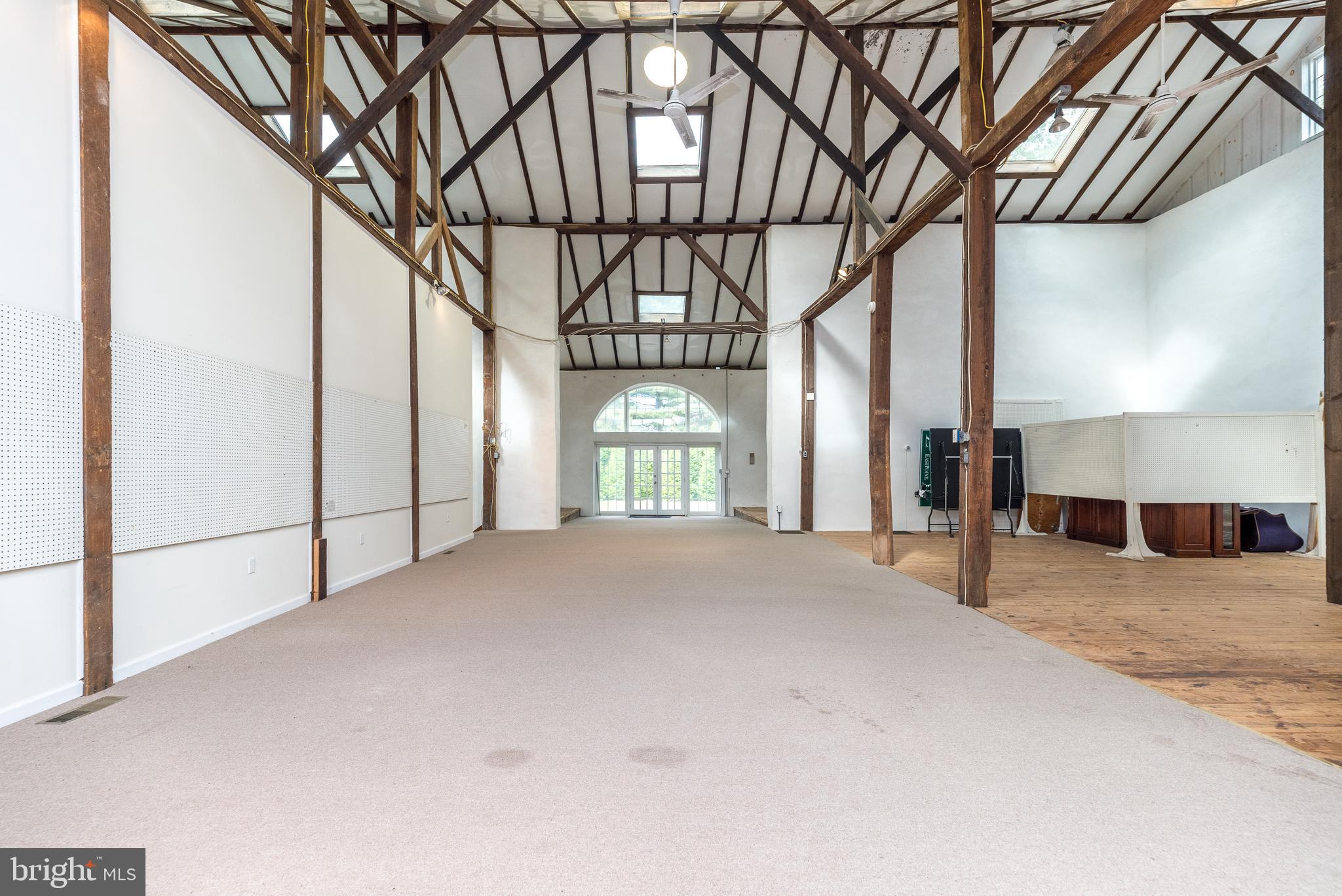 MAPLE GLEN - Residential