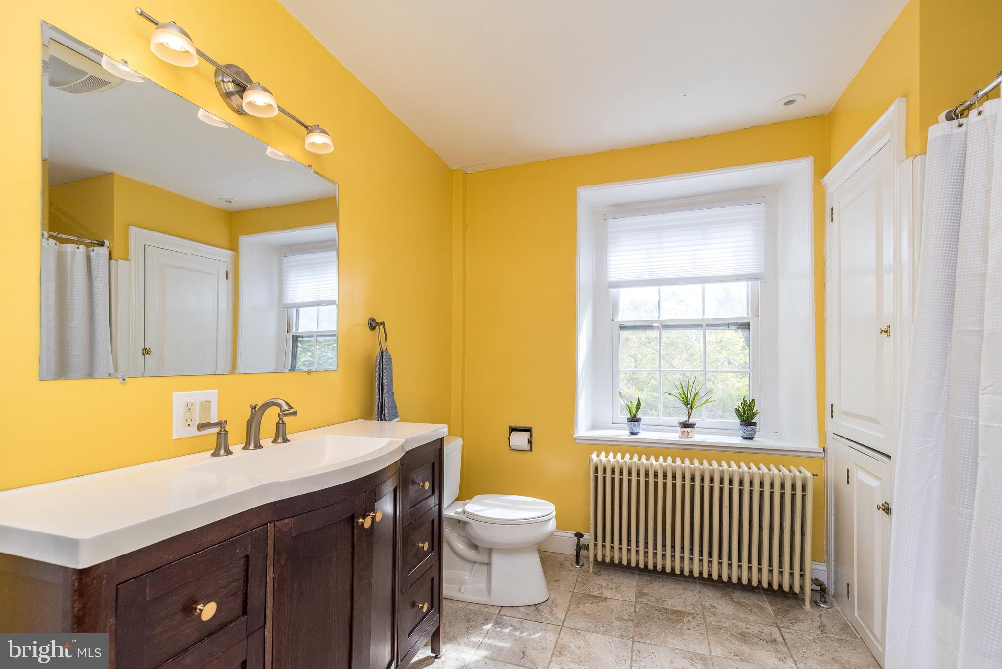 MAPLE GLEN - Residential