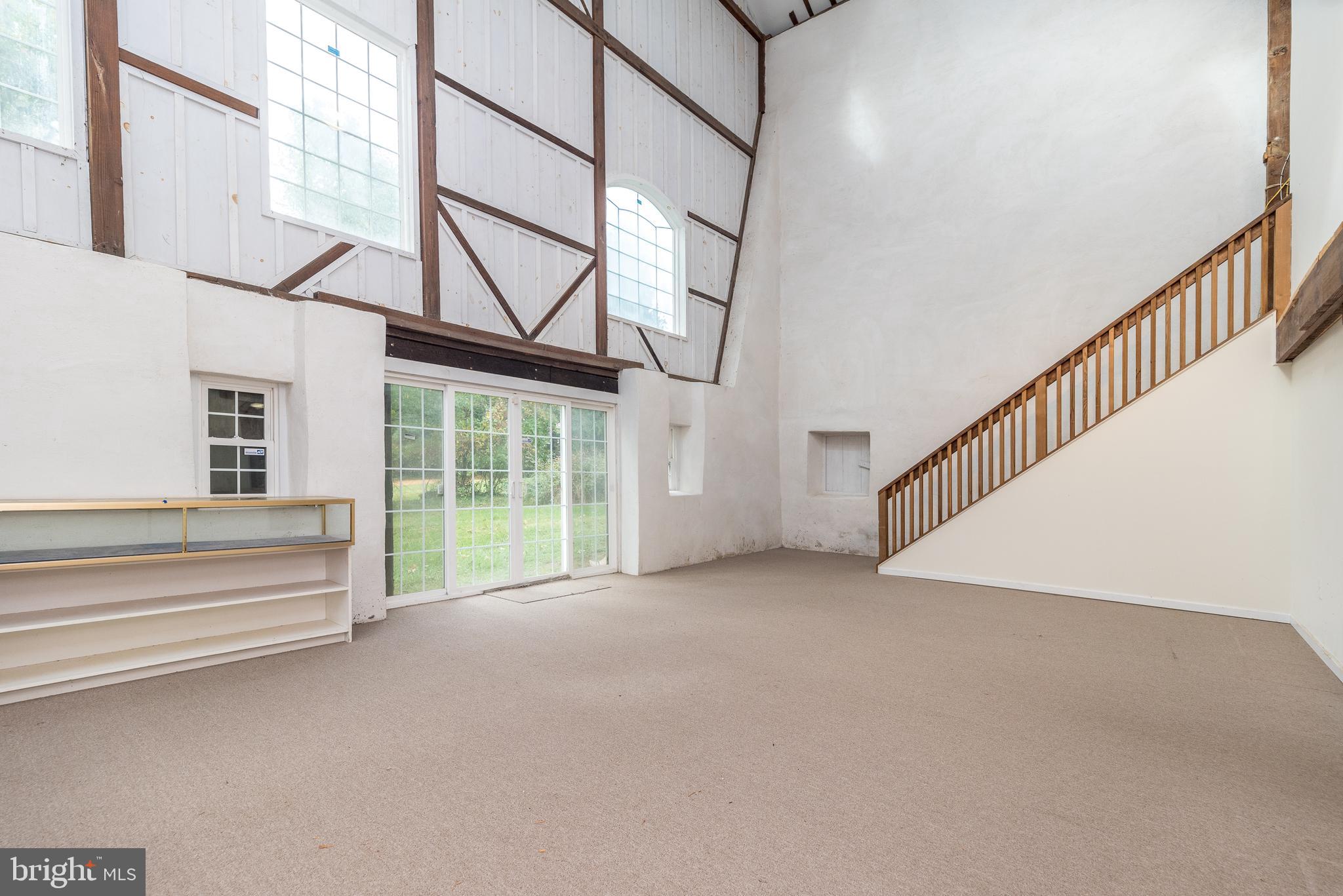 MAPLE GLEN - Residential