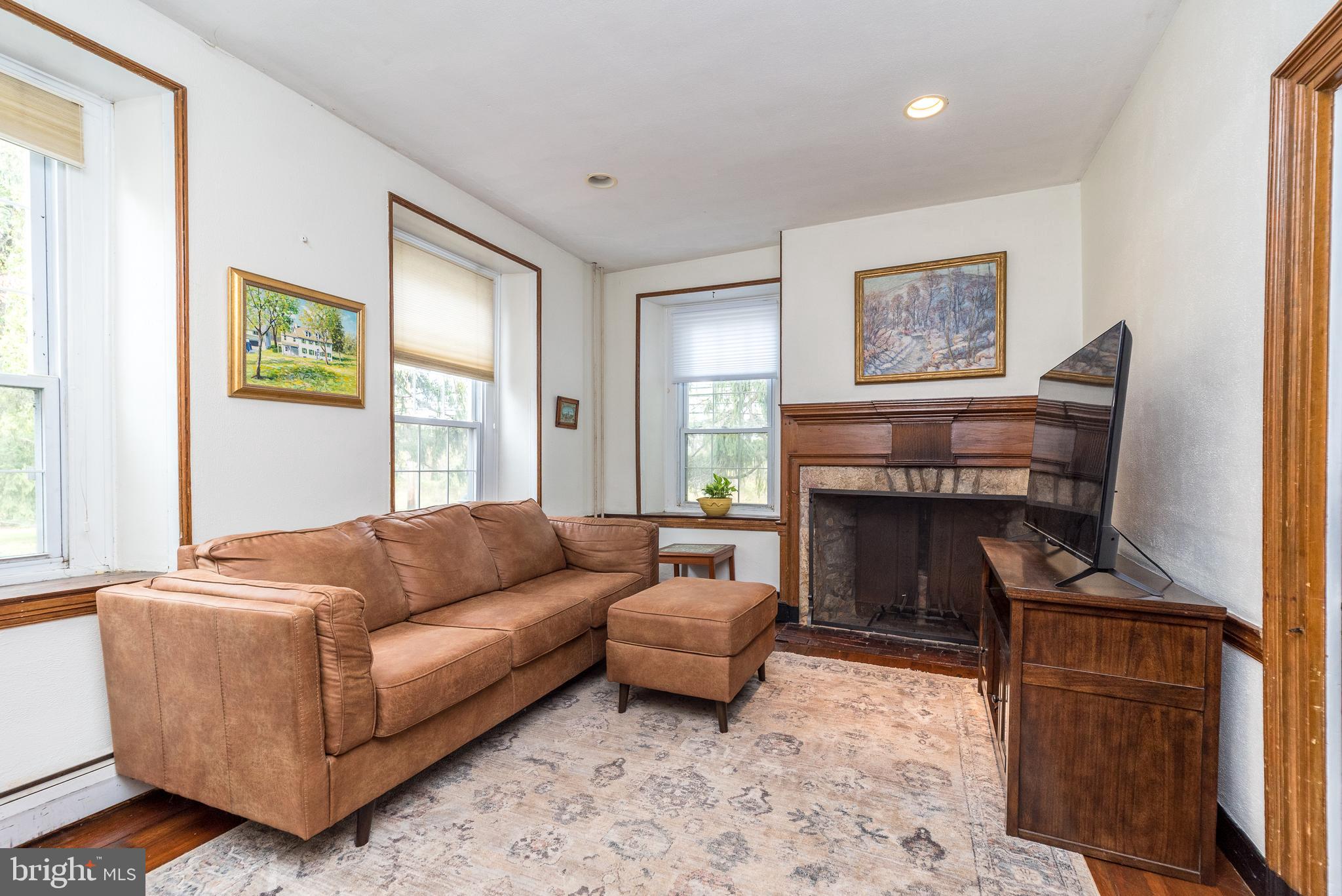 MAPLE GLEN - Residential