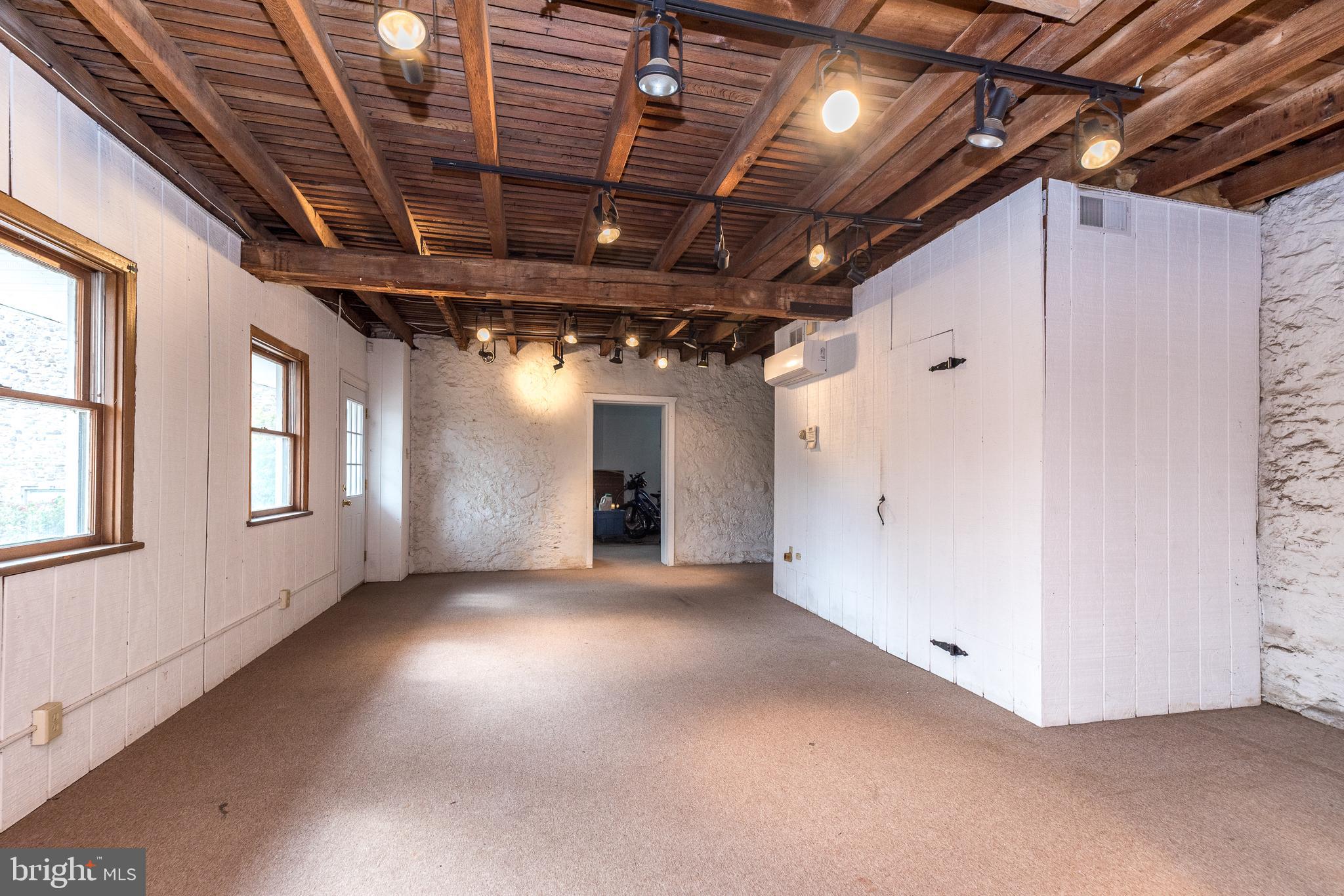 MAPLE GLEN - Residential