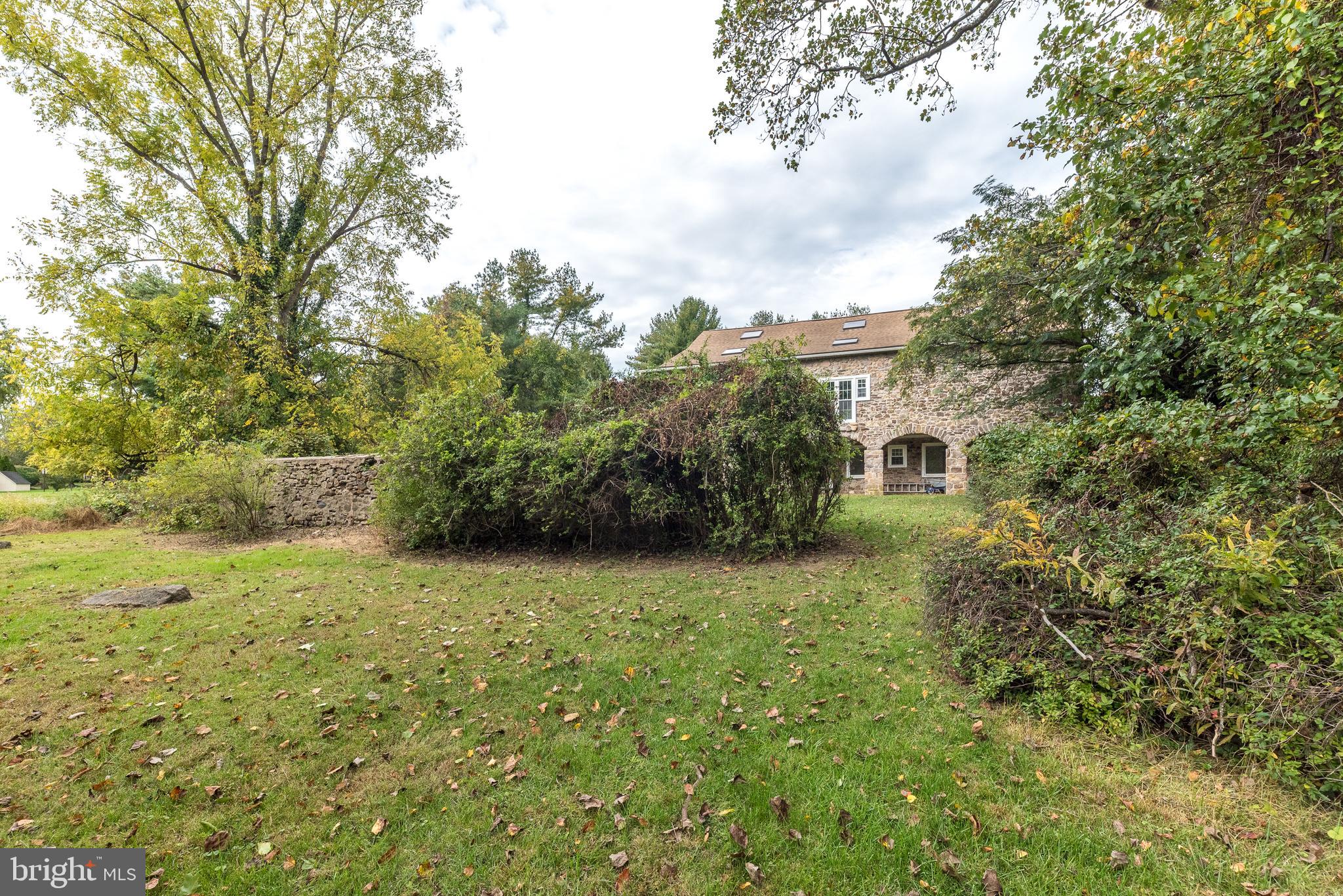 MAPLE GLEN - Residential