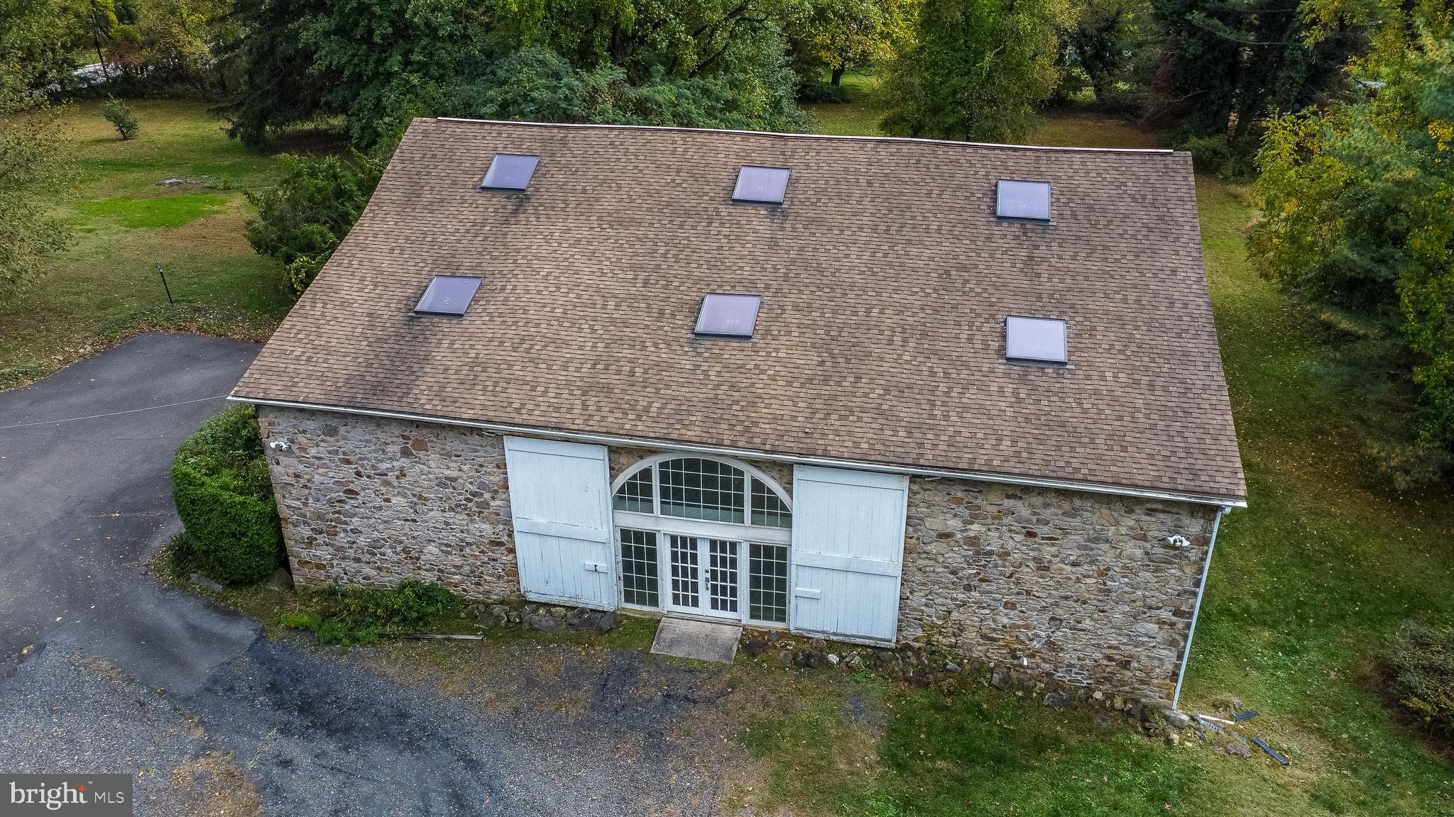 MAPLE GLEN - Residential