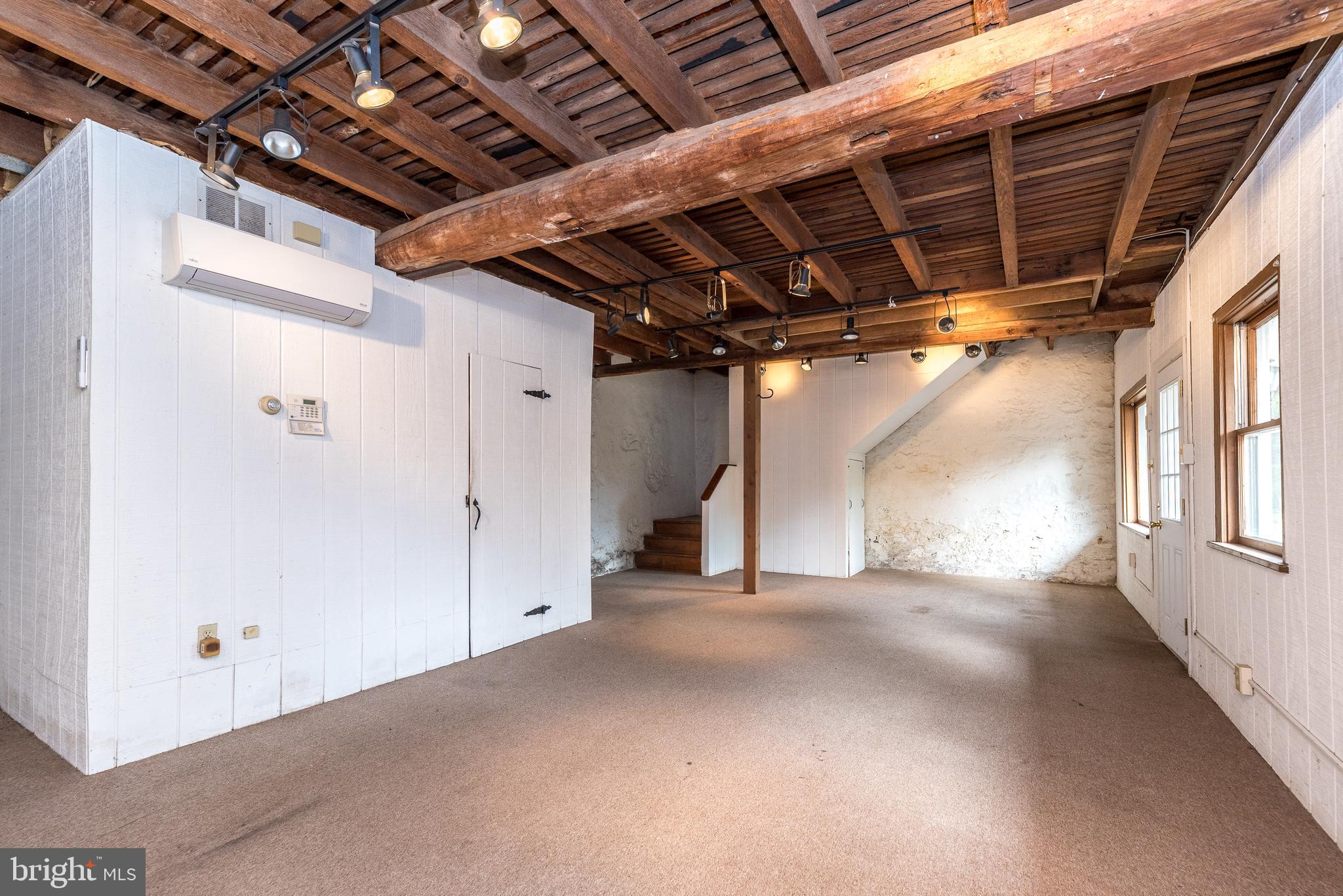 MAPLE GLEN - Residential