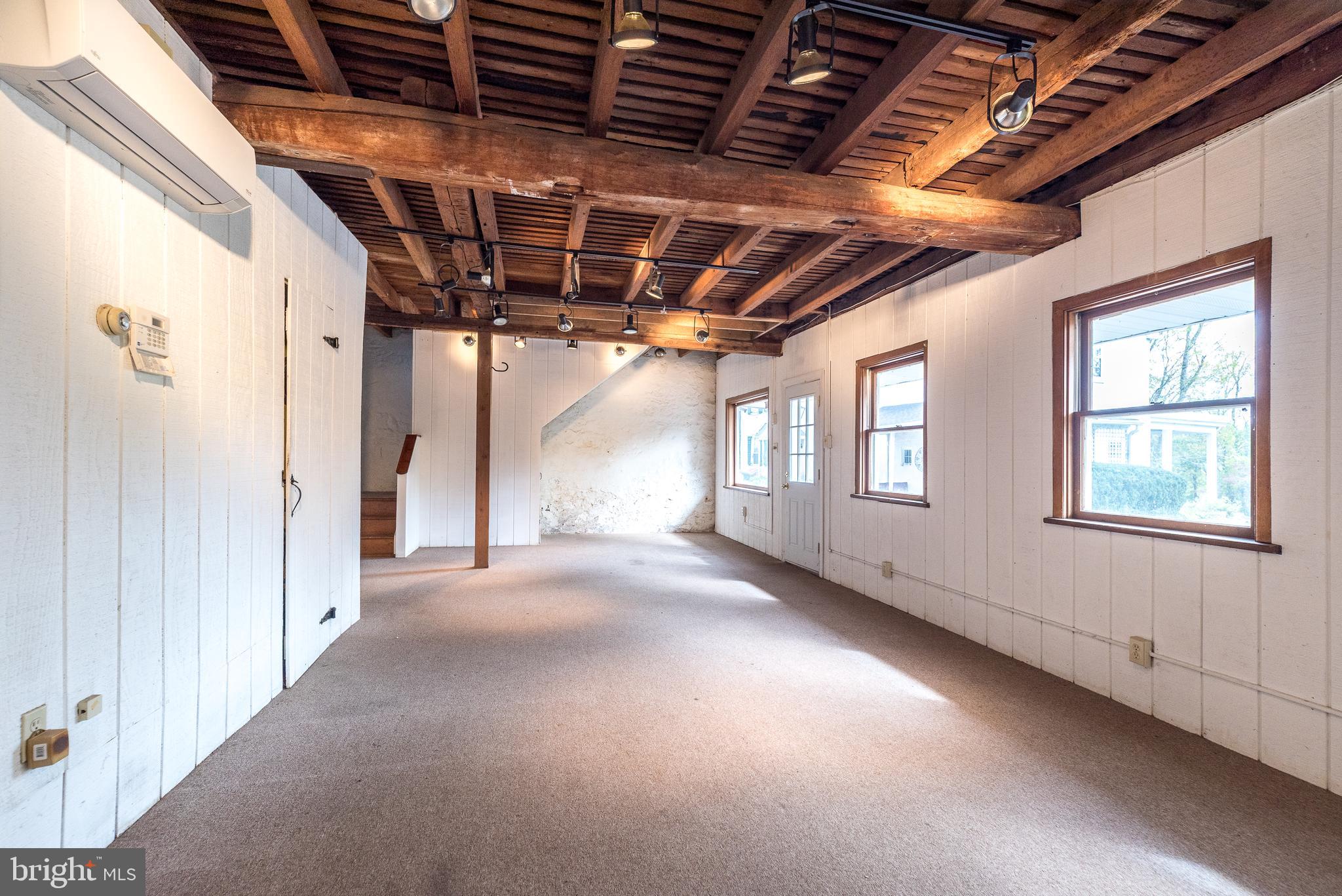 MAPLE GLEN - Residential