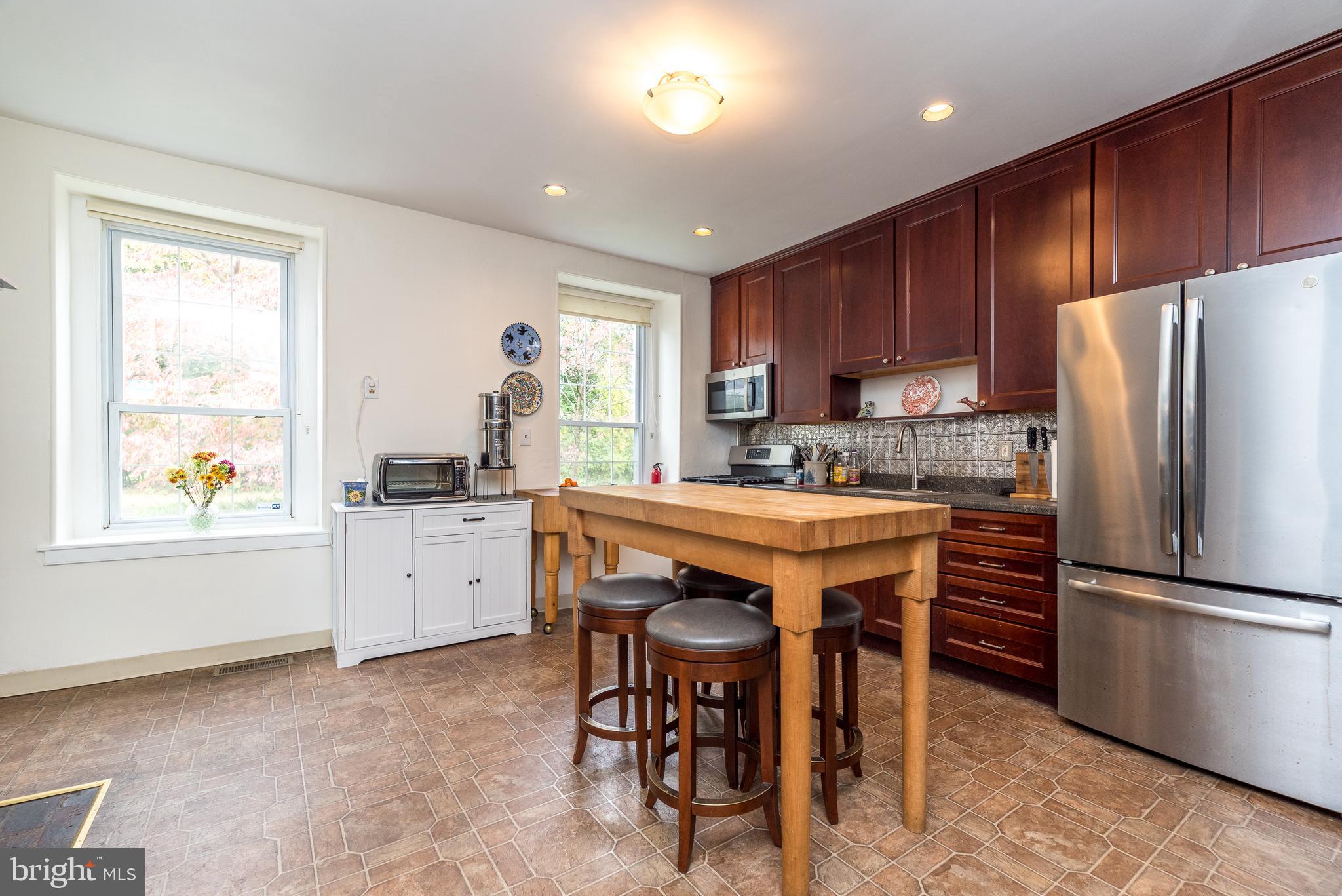 MAPLE GLEN - Residential