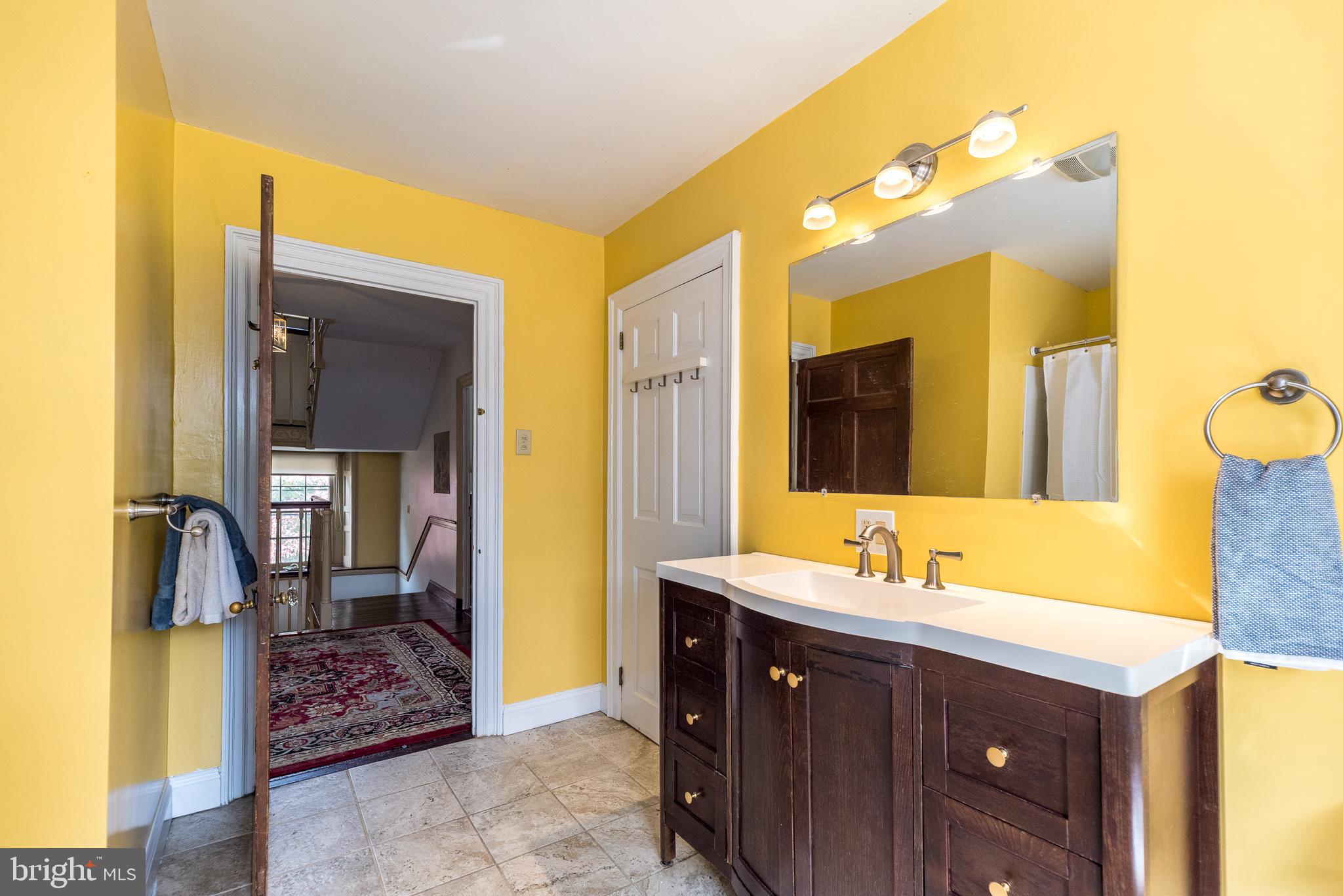 MAPLE GLEN - Residential