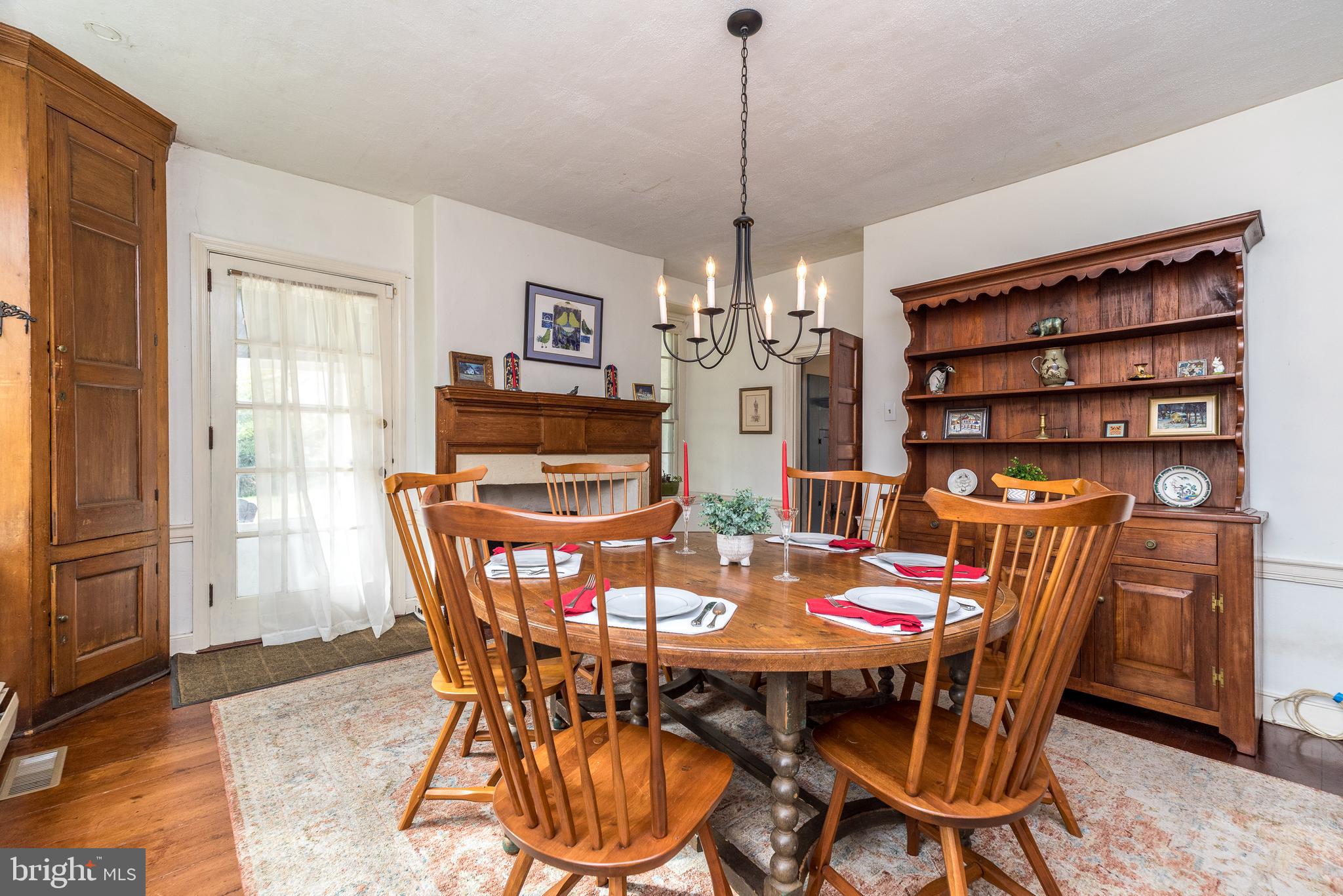 MAPLE GLEN - Residential