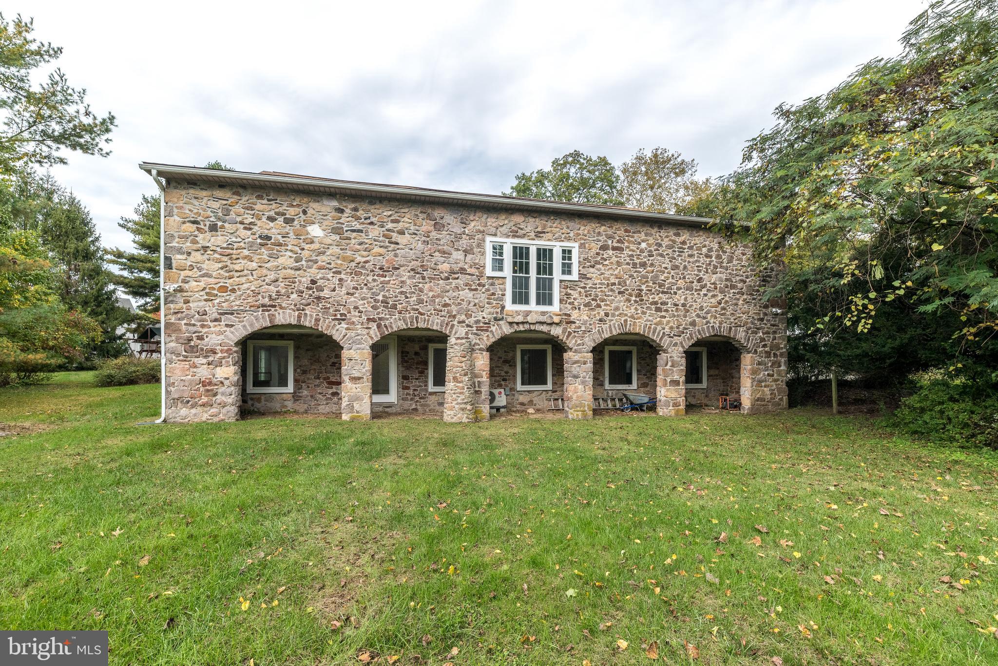 MAPLE GLEN - Residential