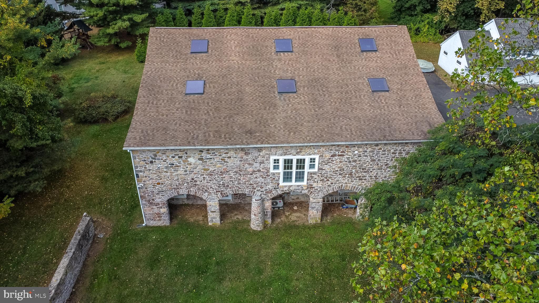 MAPLE GLEN - Residential