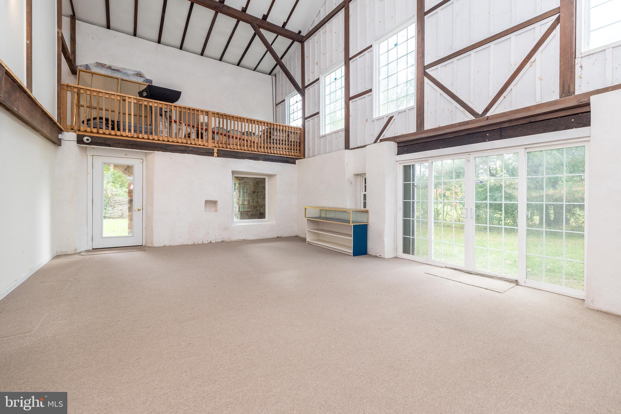 MAPLE GLEN - Residential