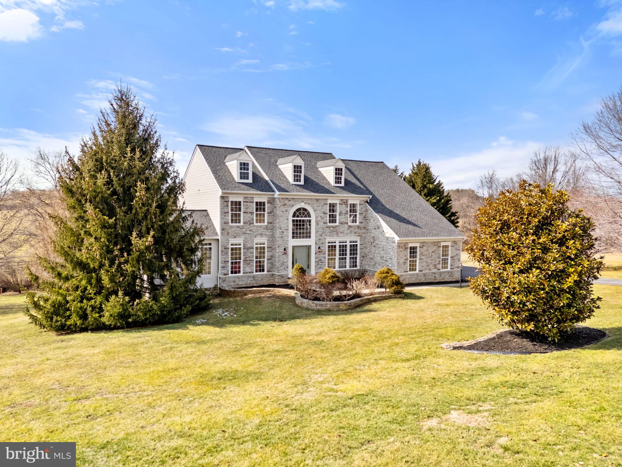 39054 OLD STAGE PLACE