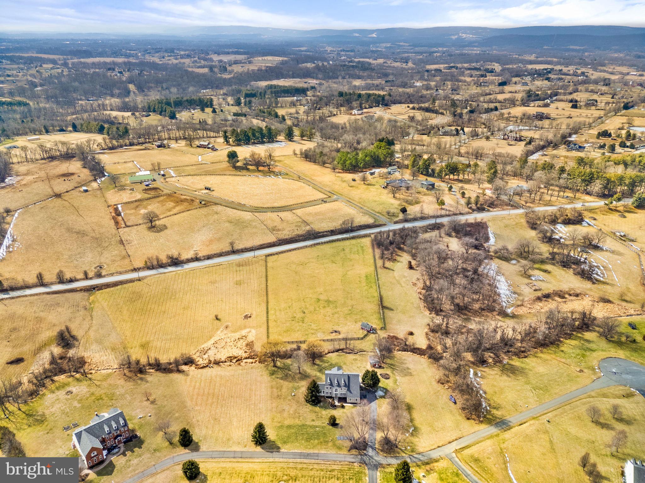 39054 OLD STAGE PLACE