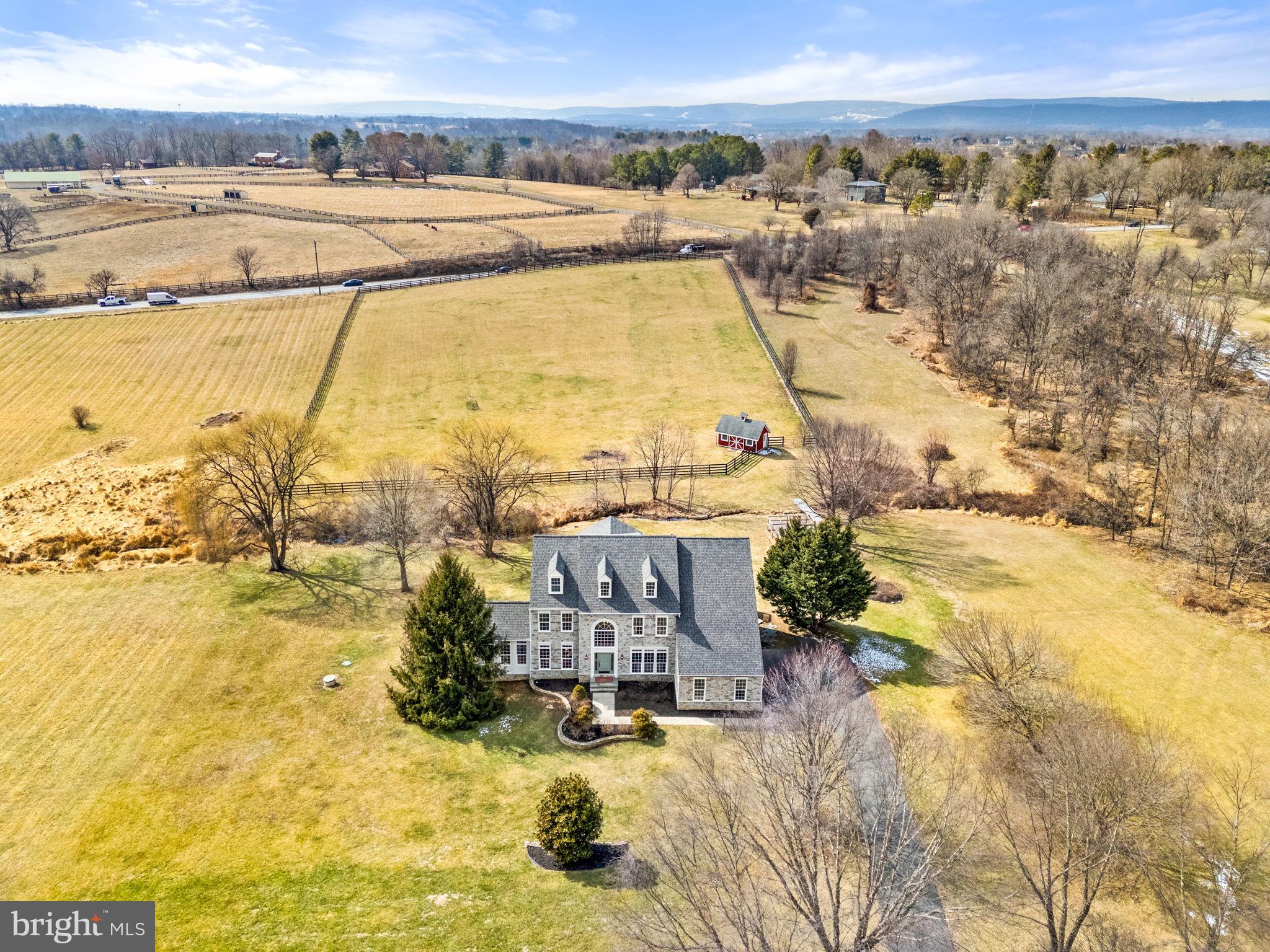 39054 OLD STAGE PLACE