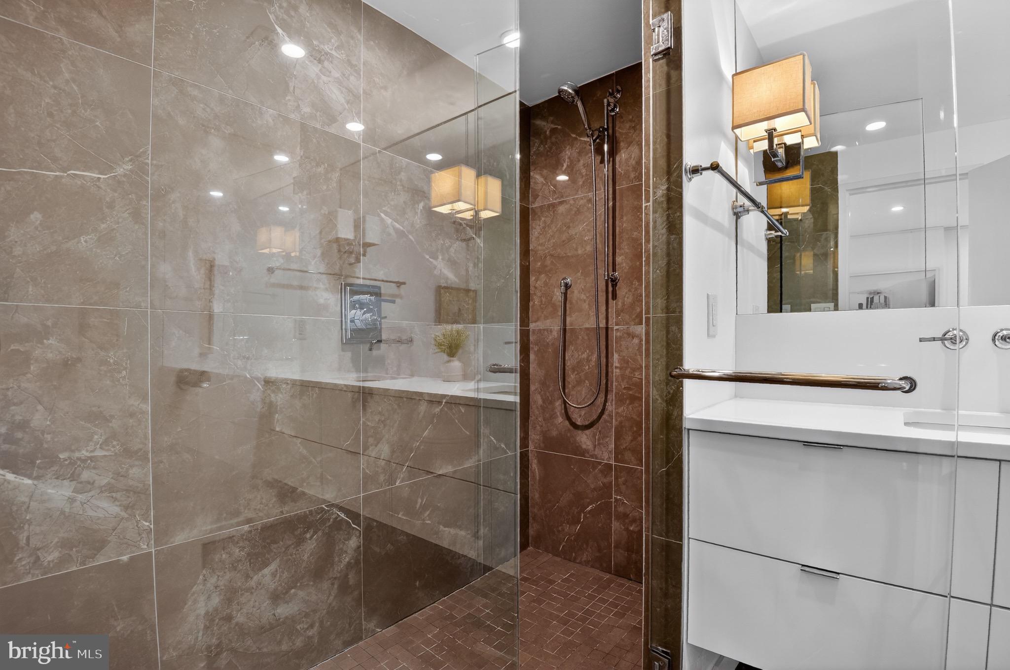 PROSPECT HOUSE - Residential