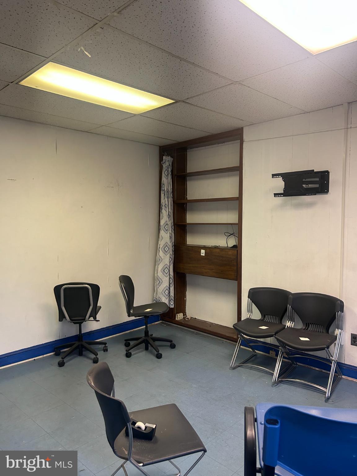 WEST BALTIMORE - Residential