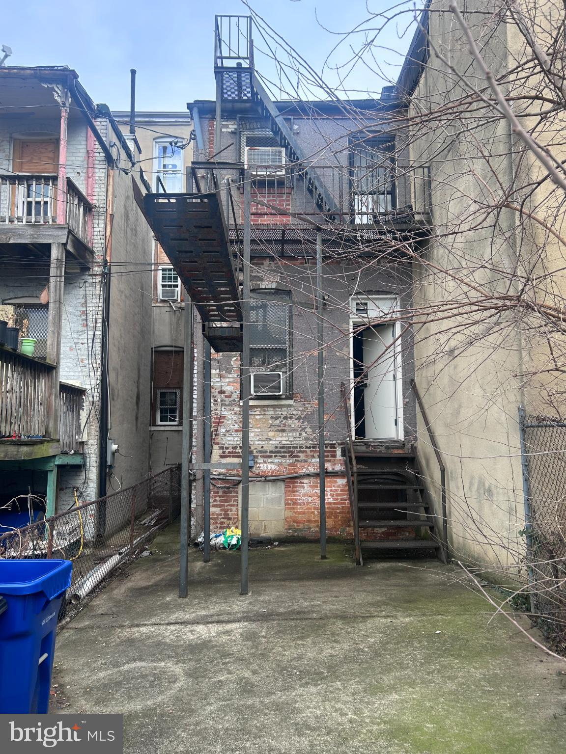 WEST BALTIMORE - Residential