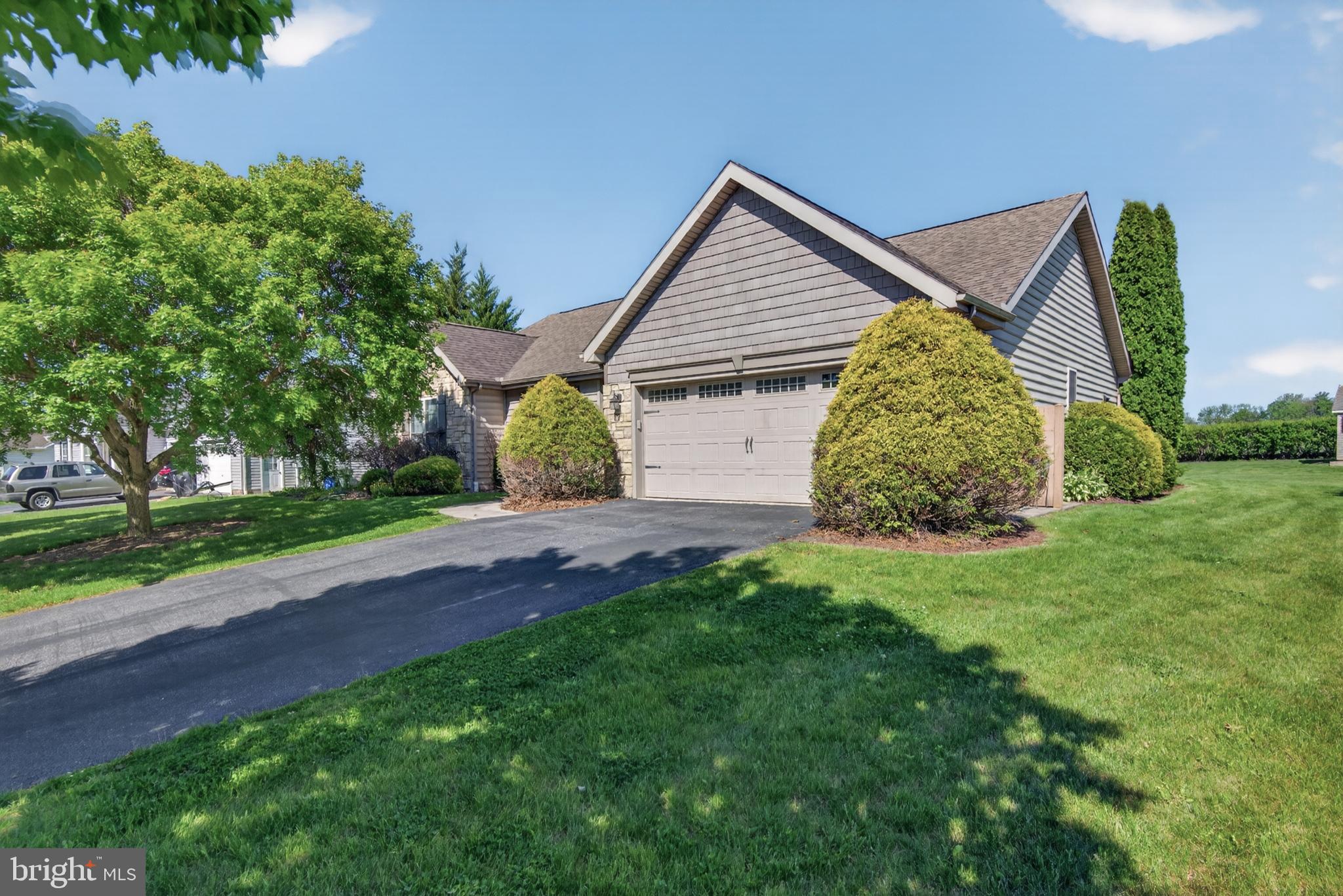 1241 SHADOWBROOKE DRIVE