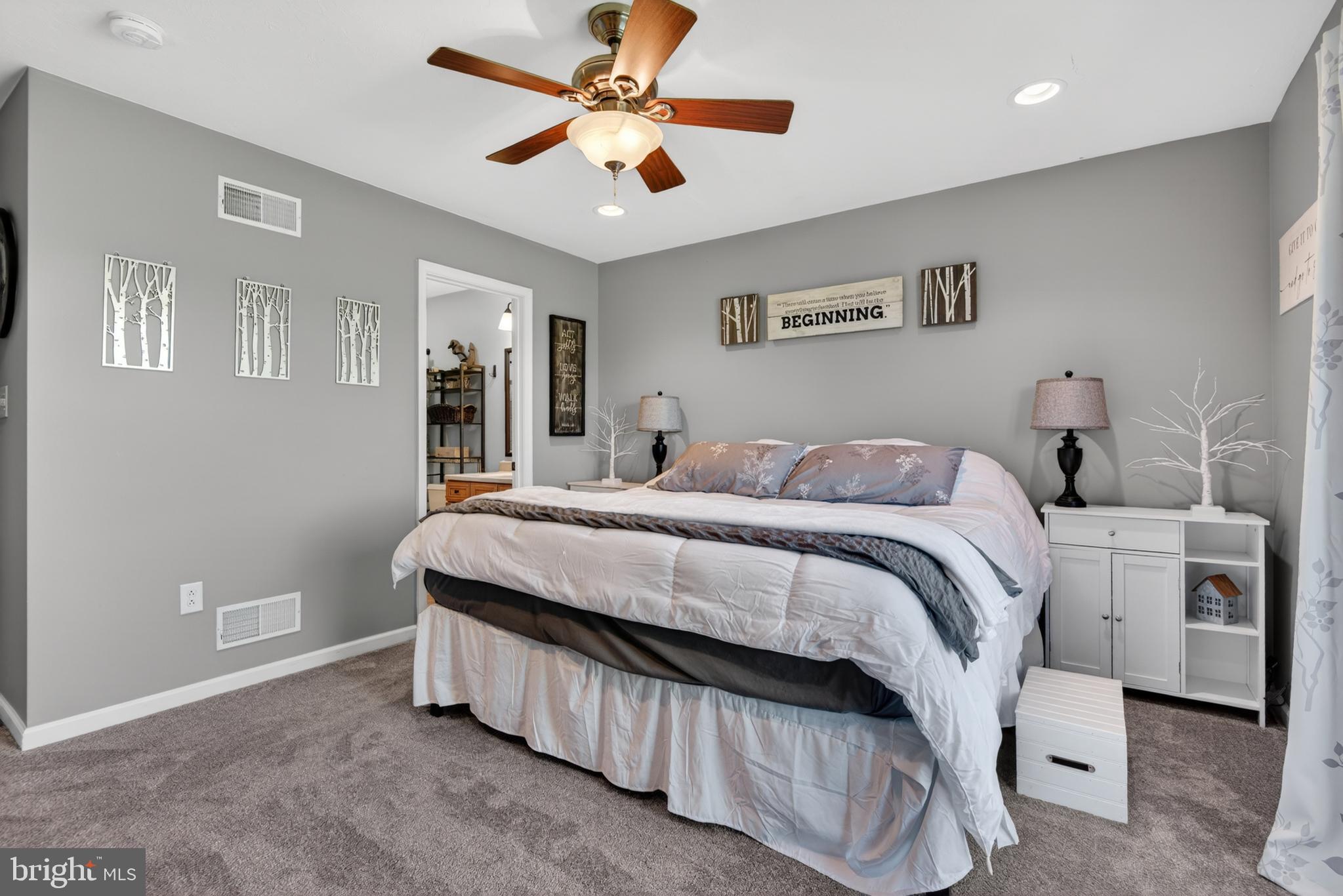 SHADOWBROOKE - Residential
