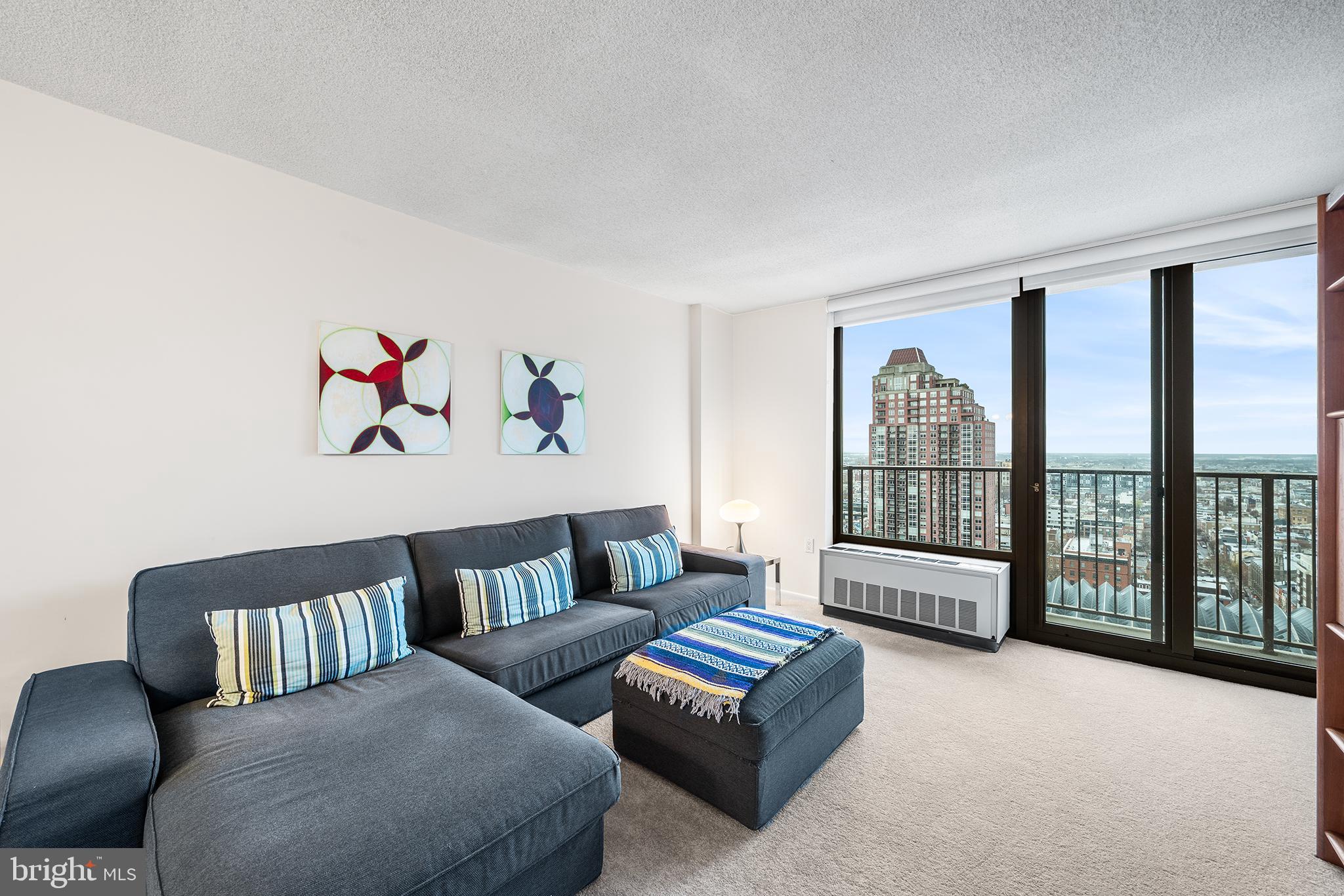 ACADEMY HOUSE - Residential