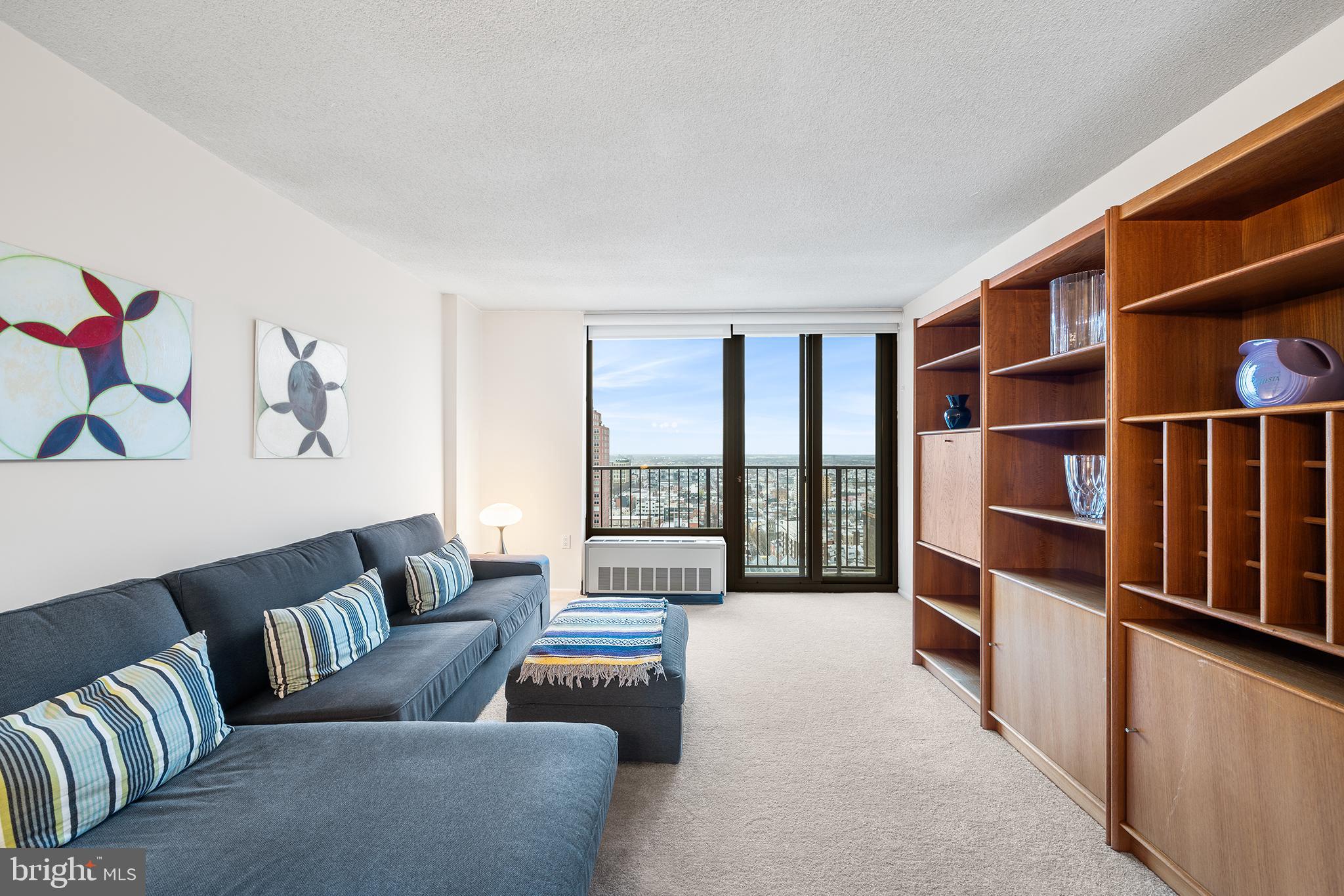 ACADEMY HOUSE - Residential