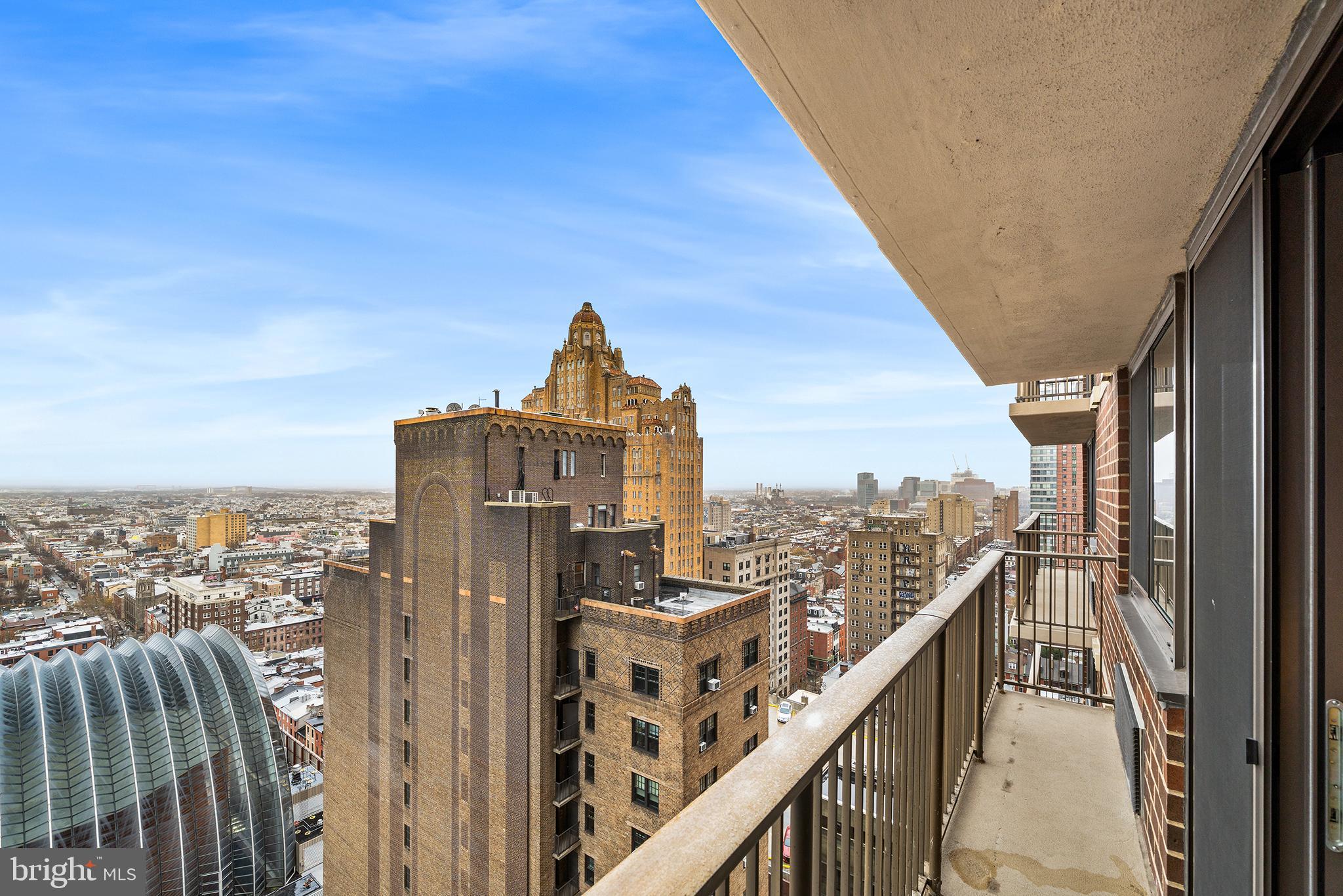 ACADEMY HOUSE - Residential