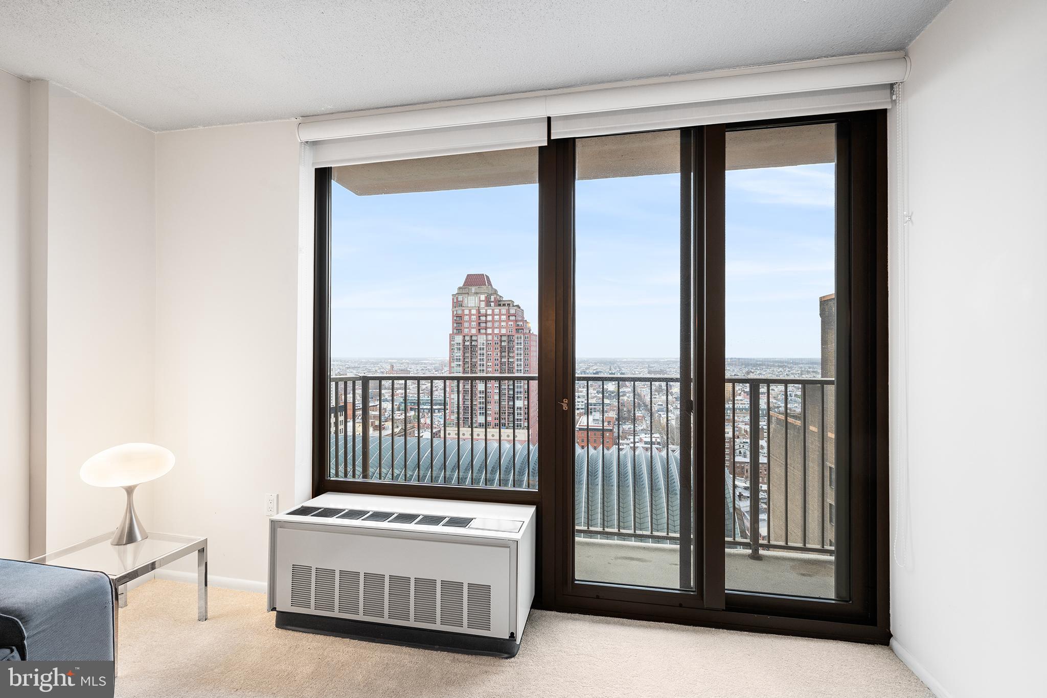 ACADEMY HOUSE - Residential