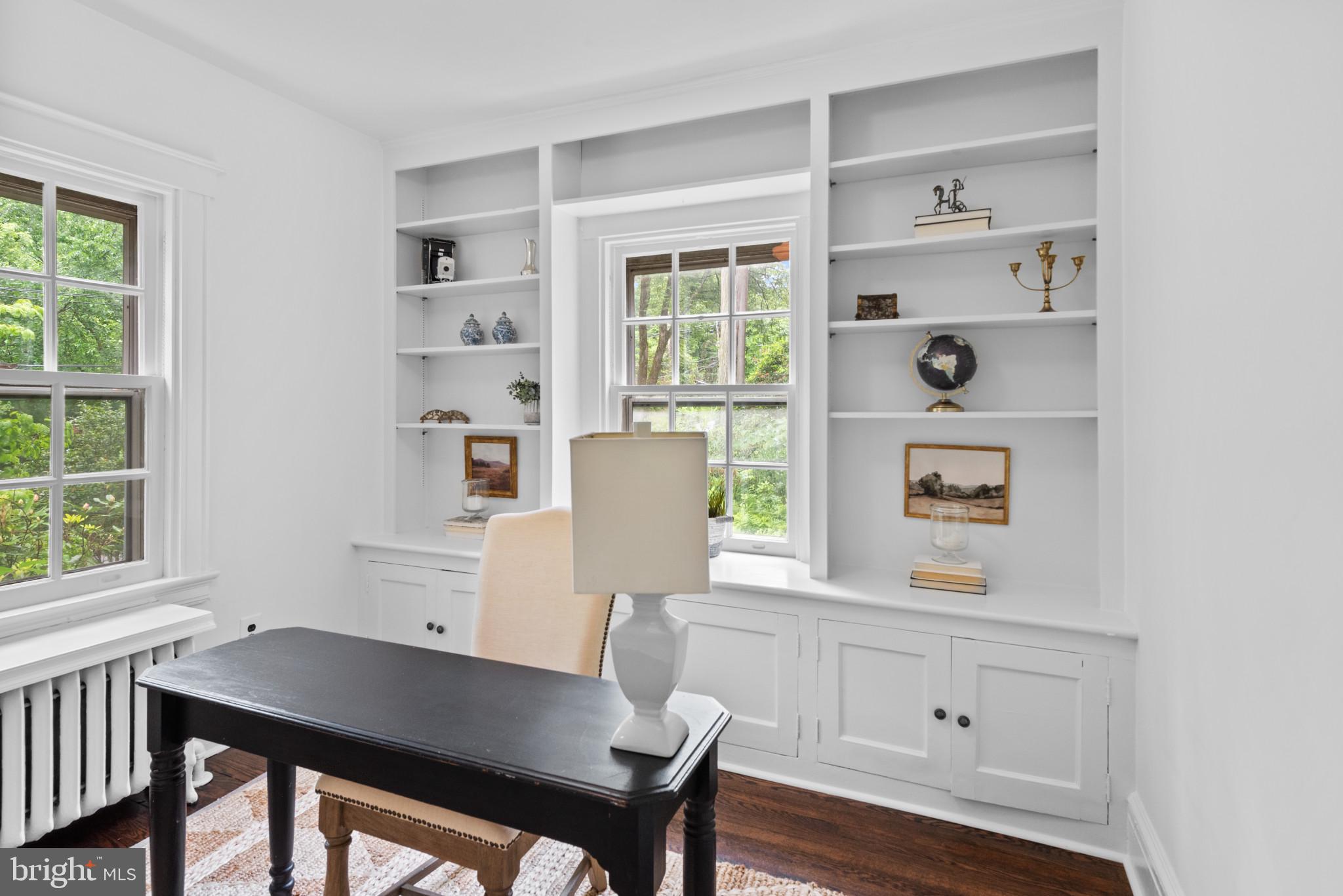 ROLAND PARK - Residential