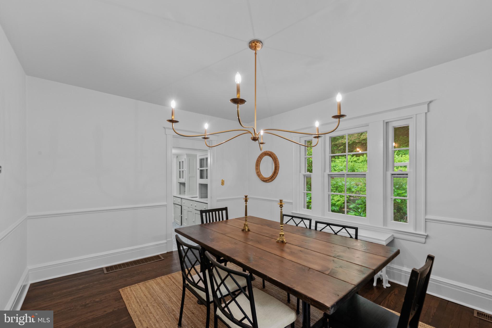 ROLAND PARK - Residential
