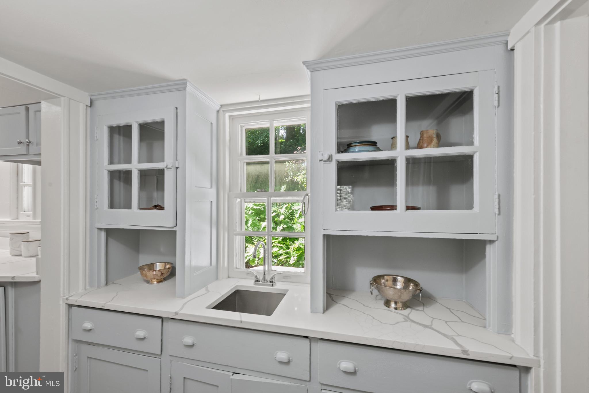 ROLAND PARK - Residential