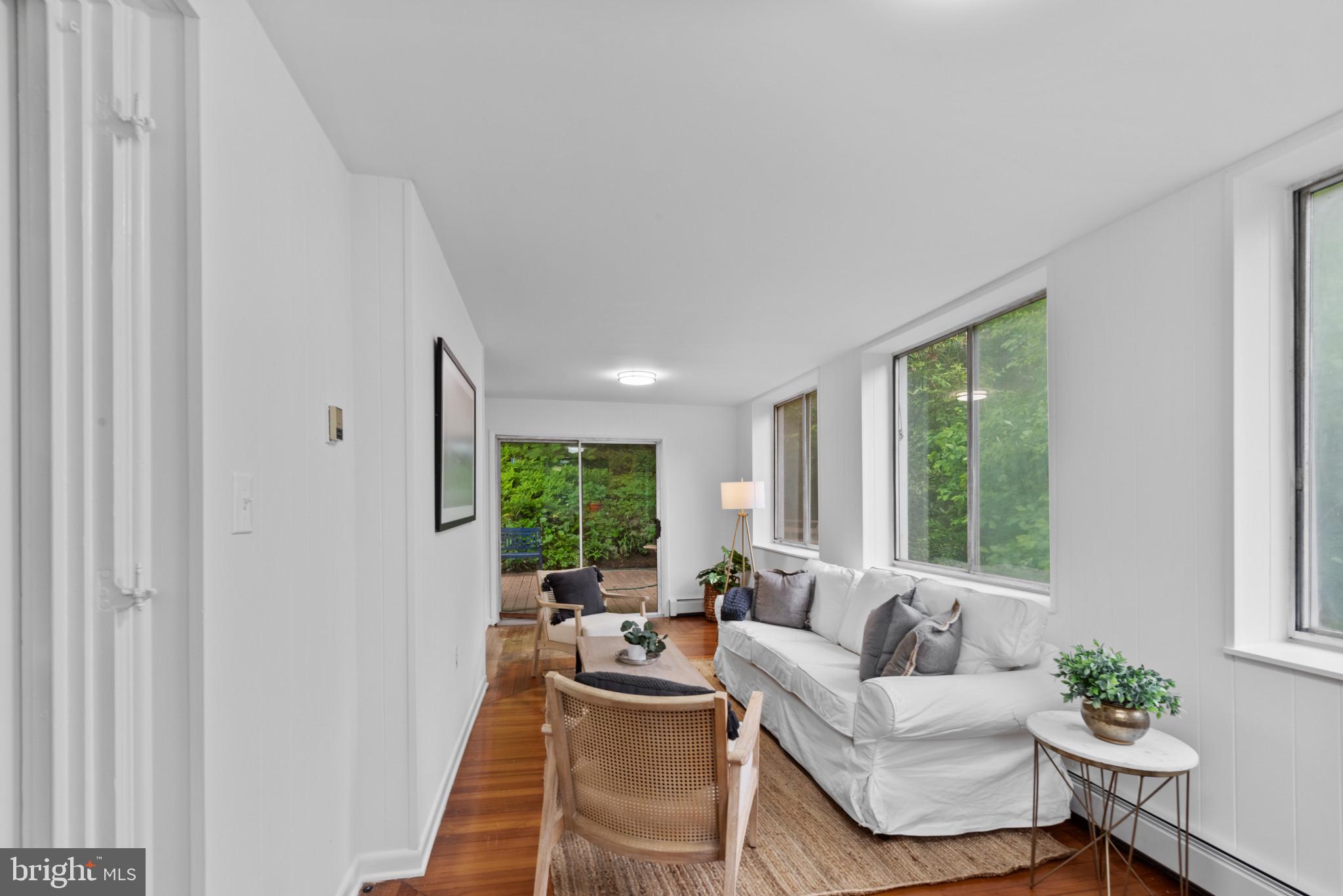ROLAND PARK - Residential