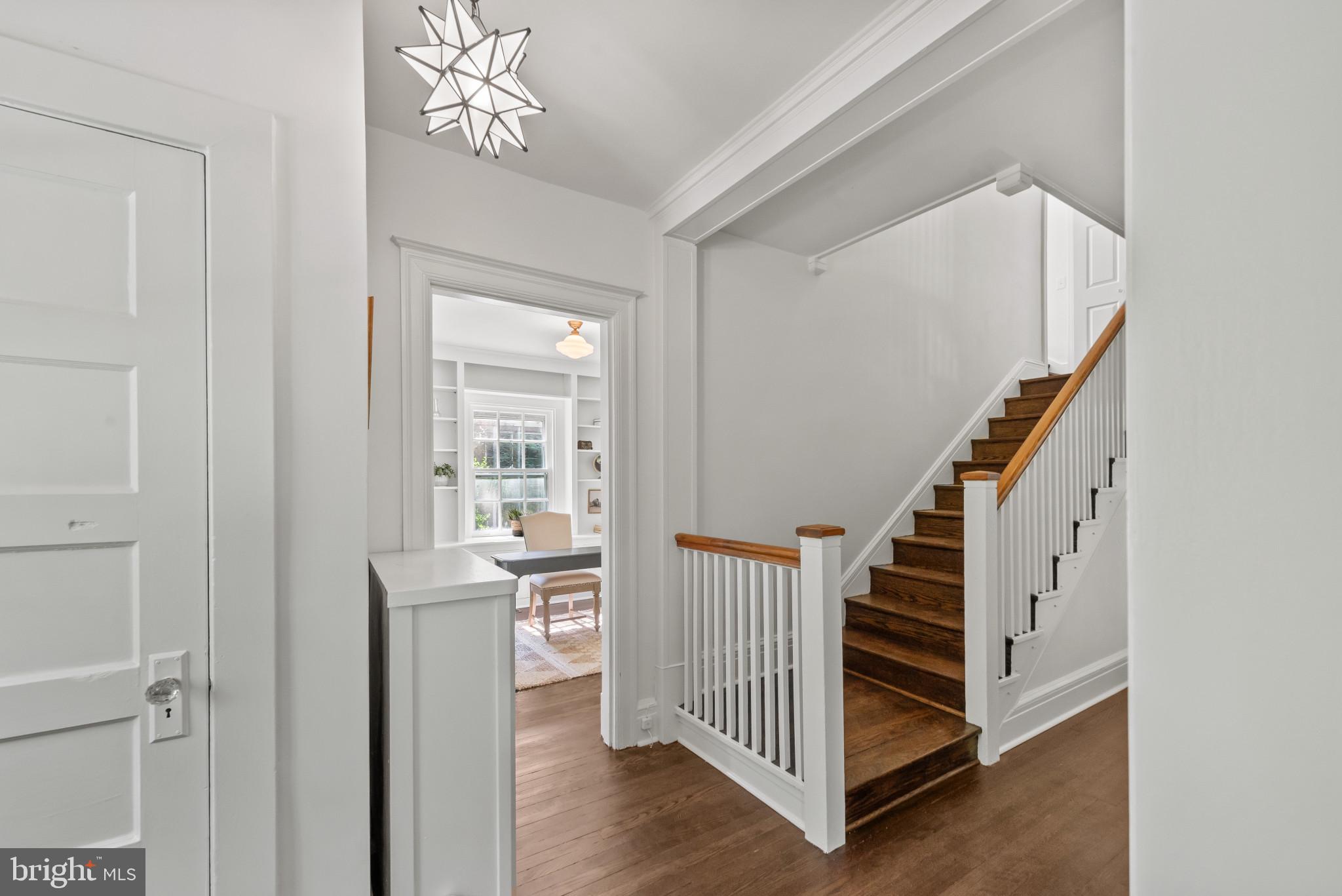 ROLAND PARK - Residential