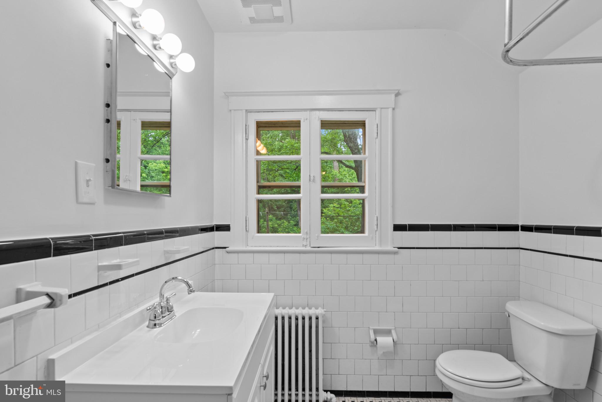 ROLAND PARK - Residential