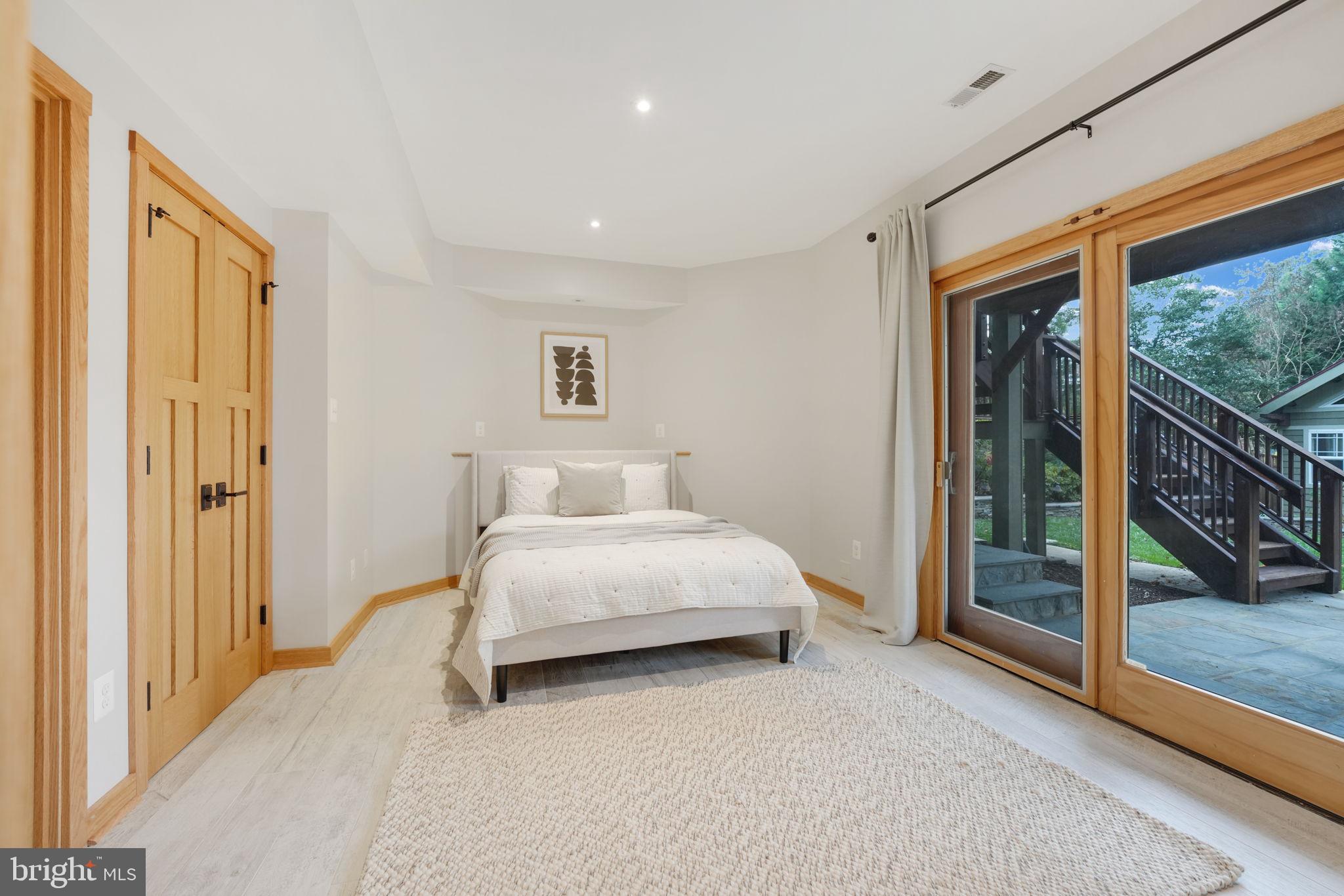 BROOKMONT - Residential