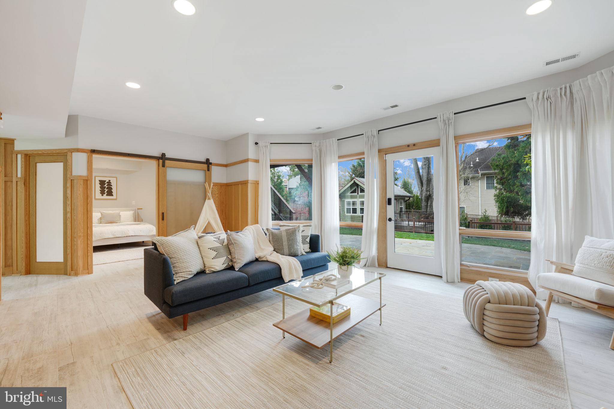 BROOKMONT - Residential