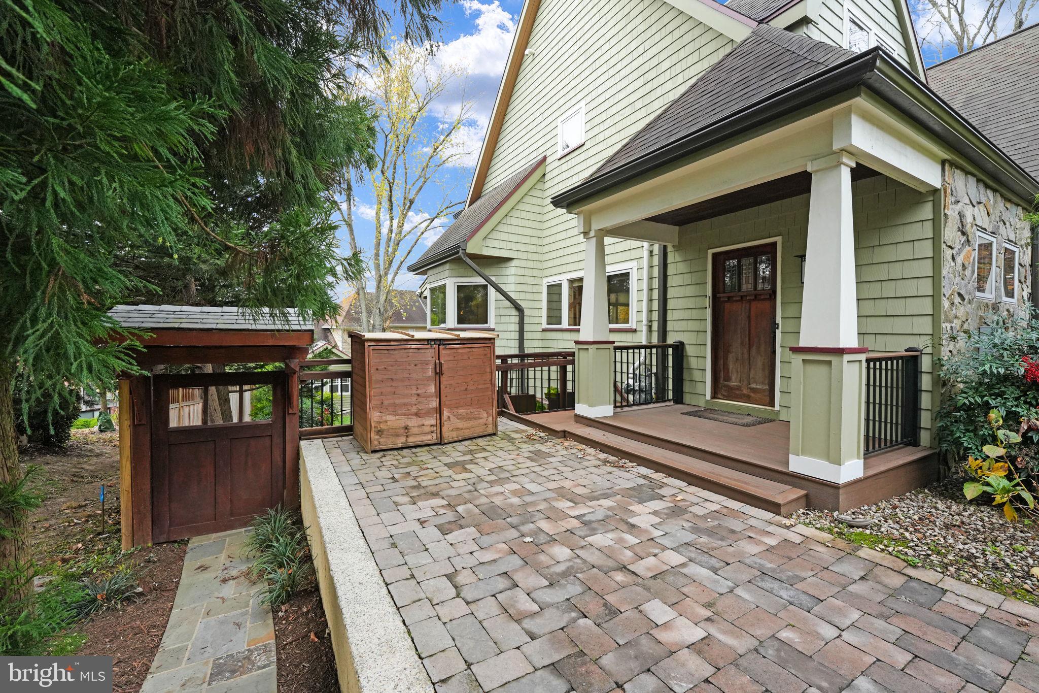 BROOKMONT - Residential