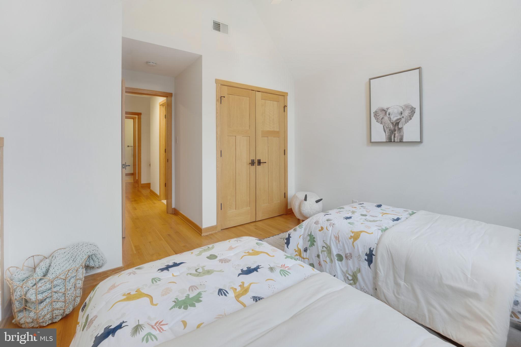 BROOKMONT - Residential