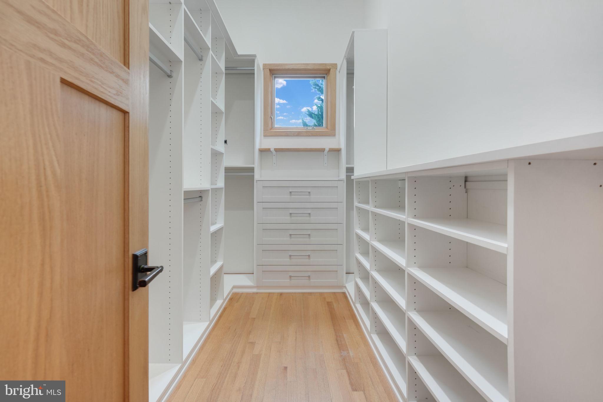 BROOKMONT - Residential