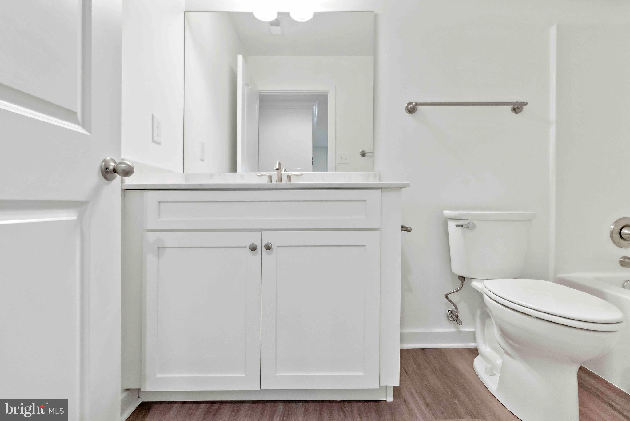 CARDINAL POINTE - Residential