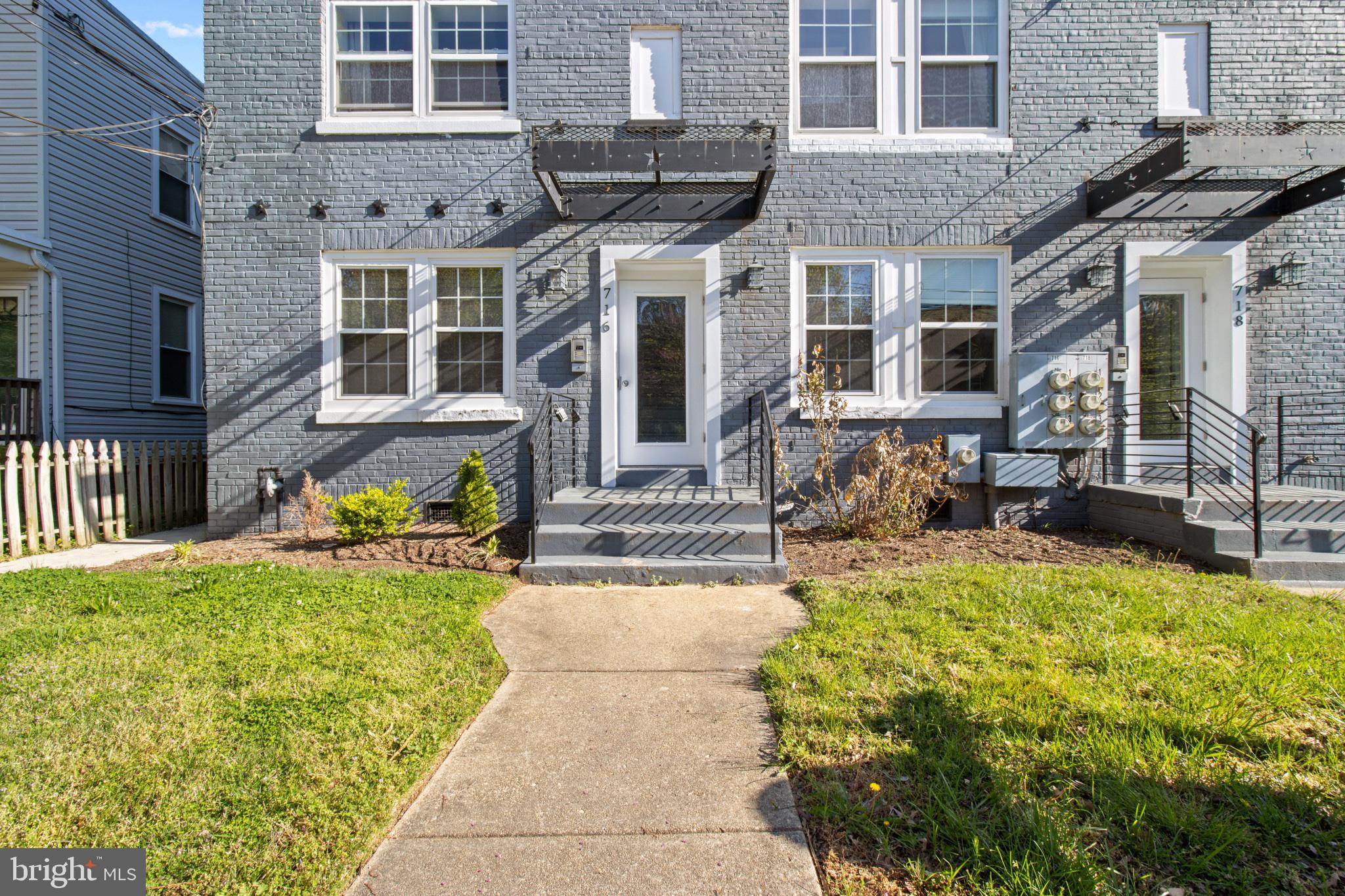 716 JACKSON STREET NE 1