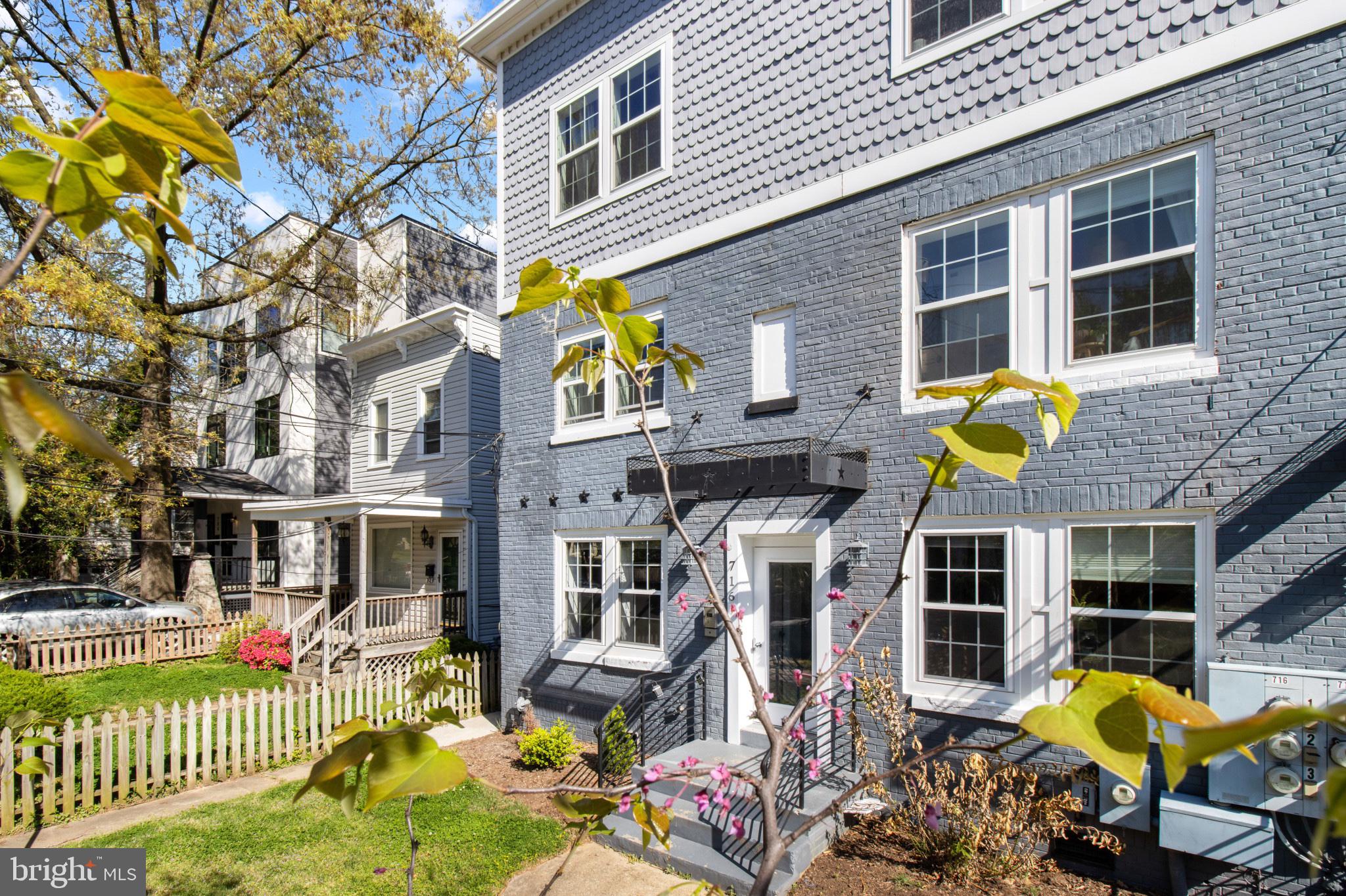 716 JACKSON STREET NE 1