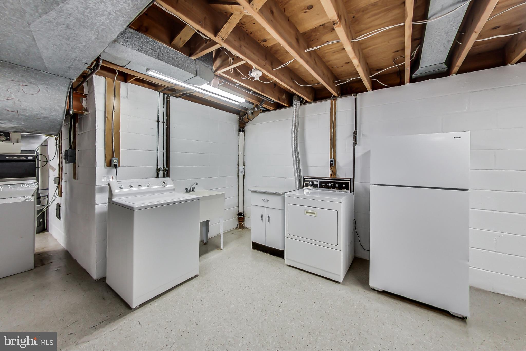 SPRINGBROOK VILLAGE - Residential