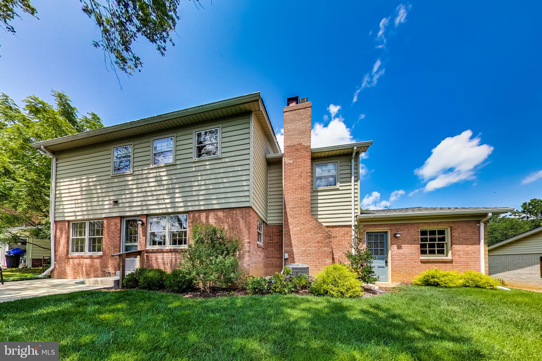 SPRINGBROOK VILLAGE - Residential