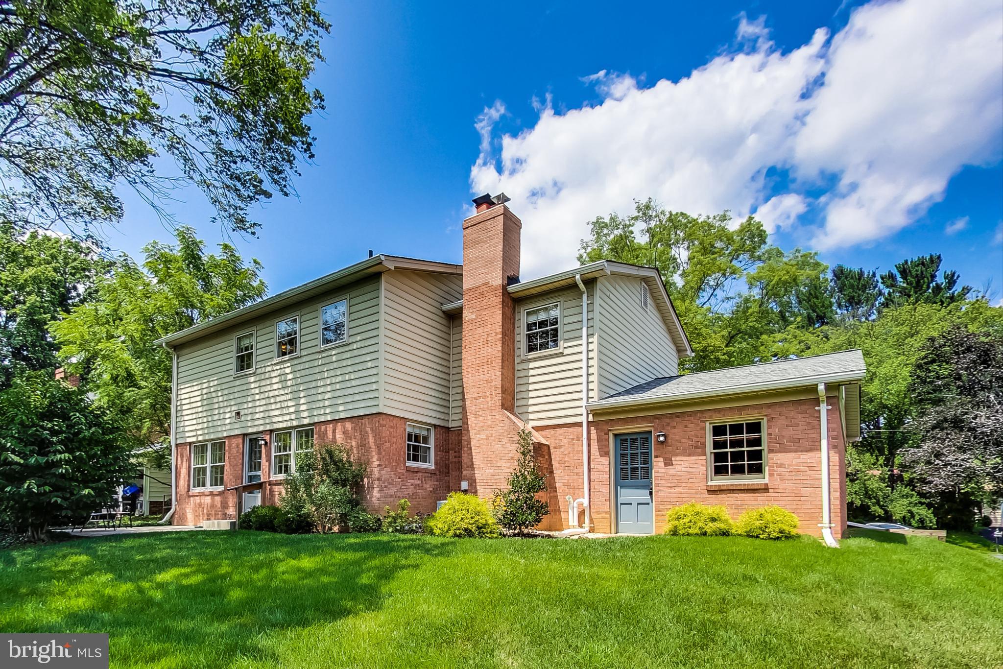 SPRINGBROOK VILLAGE - Residential