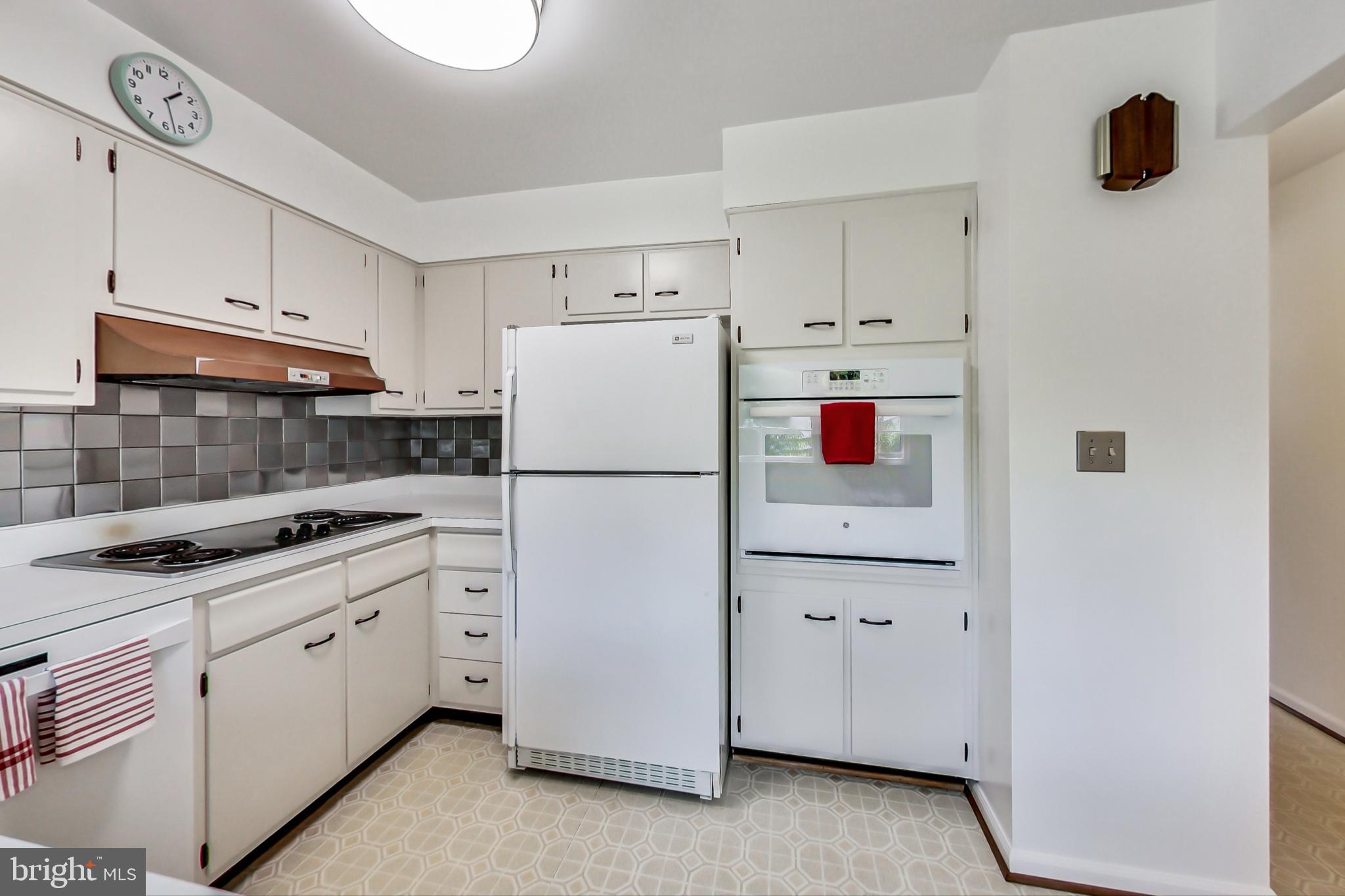 SPRINGBROOK VILLAGE - Residential