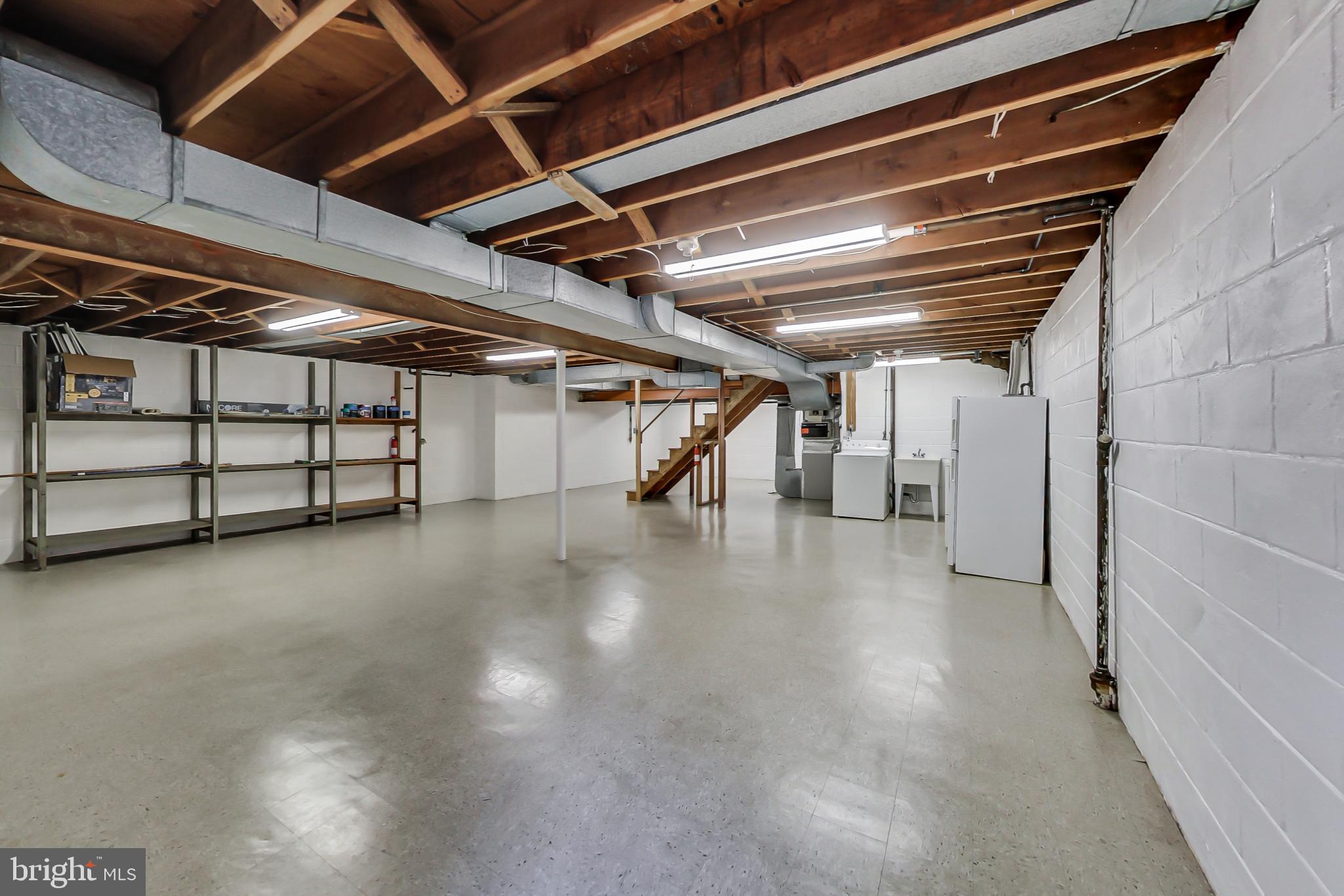 SPRINGBROOK VILLAGE - Residential