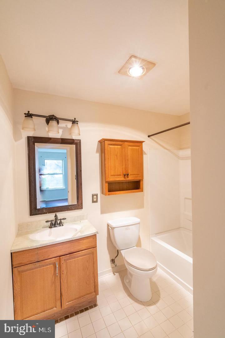 SUMMER RIDGE CODM - Residential Lease