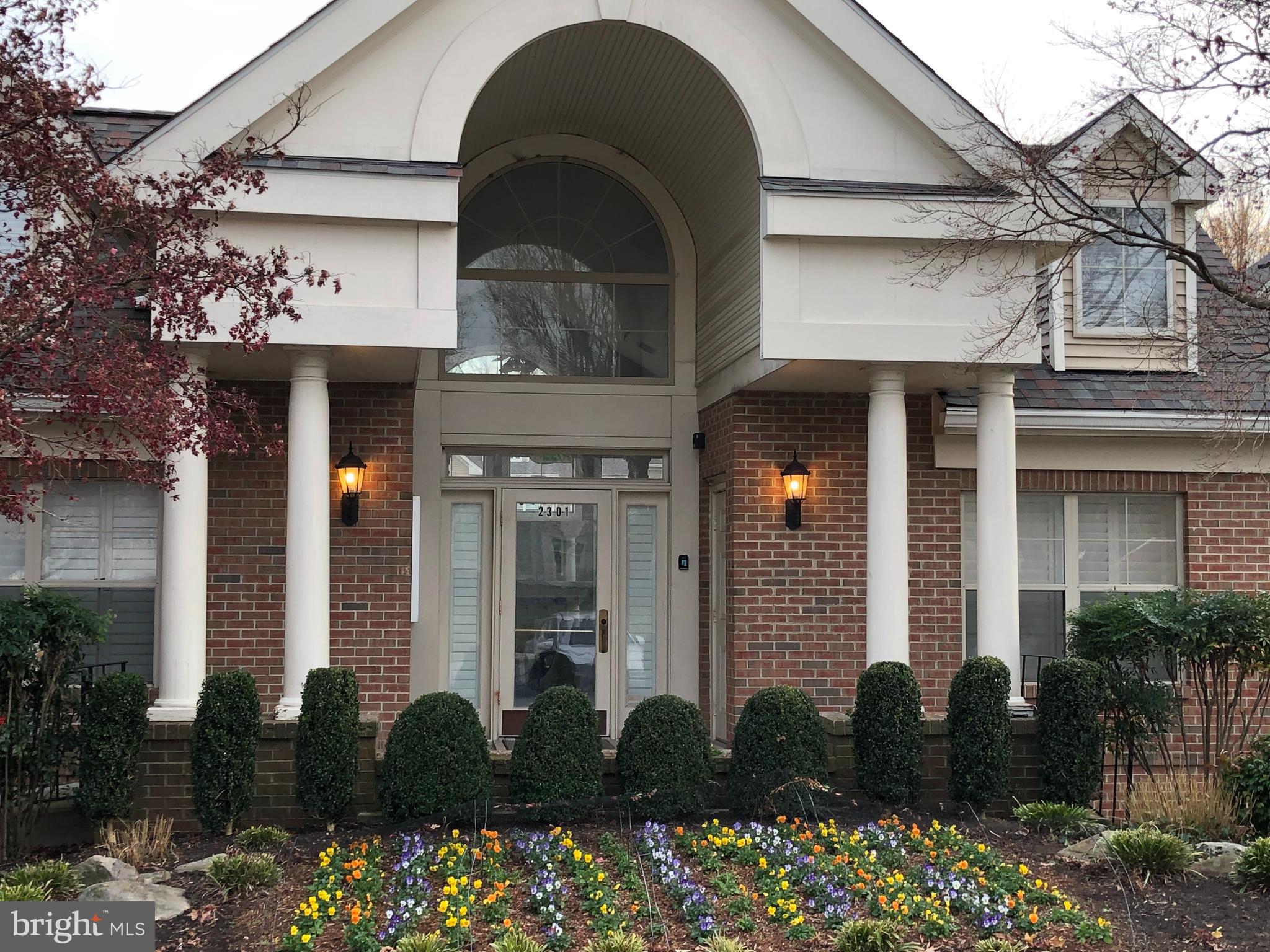 FALLS GABLE - Residential