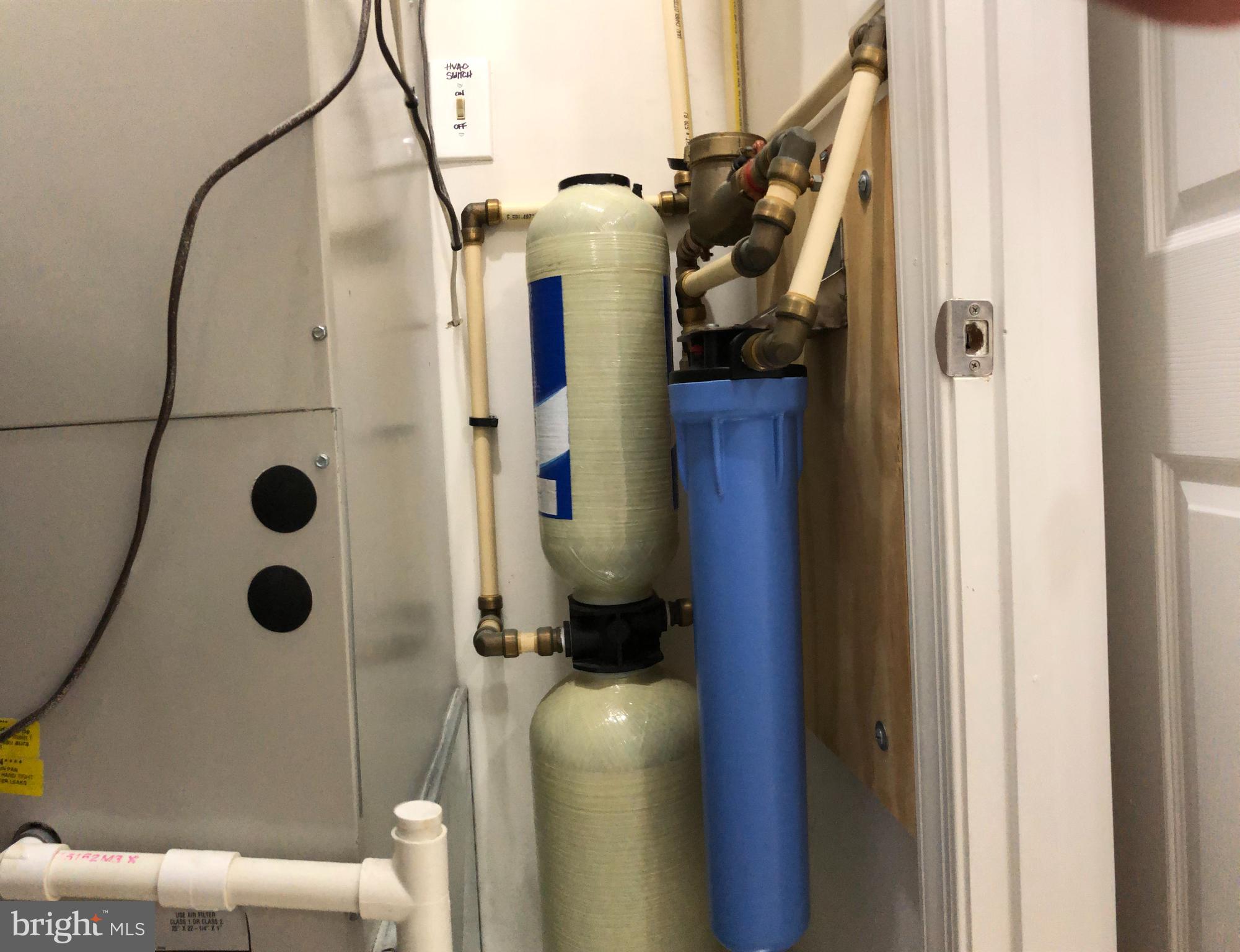 FALLS GABLE - Residential